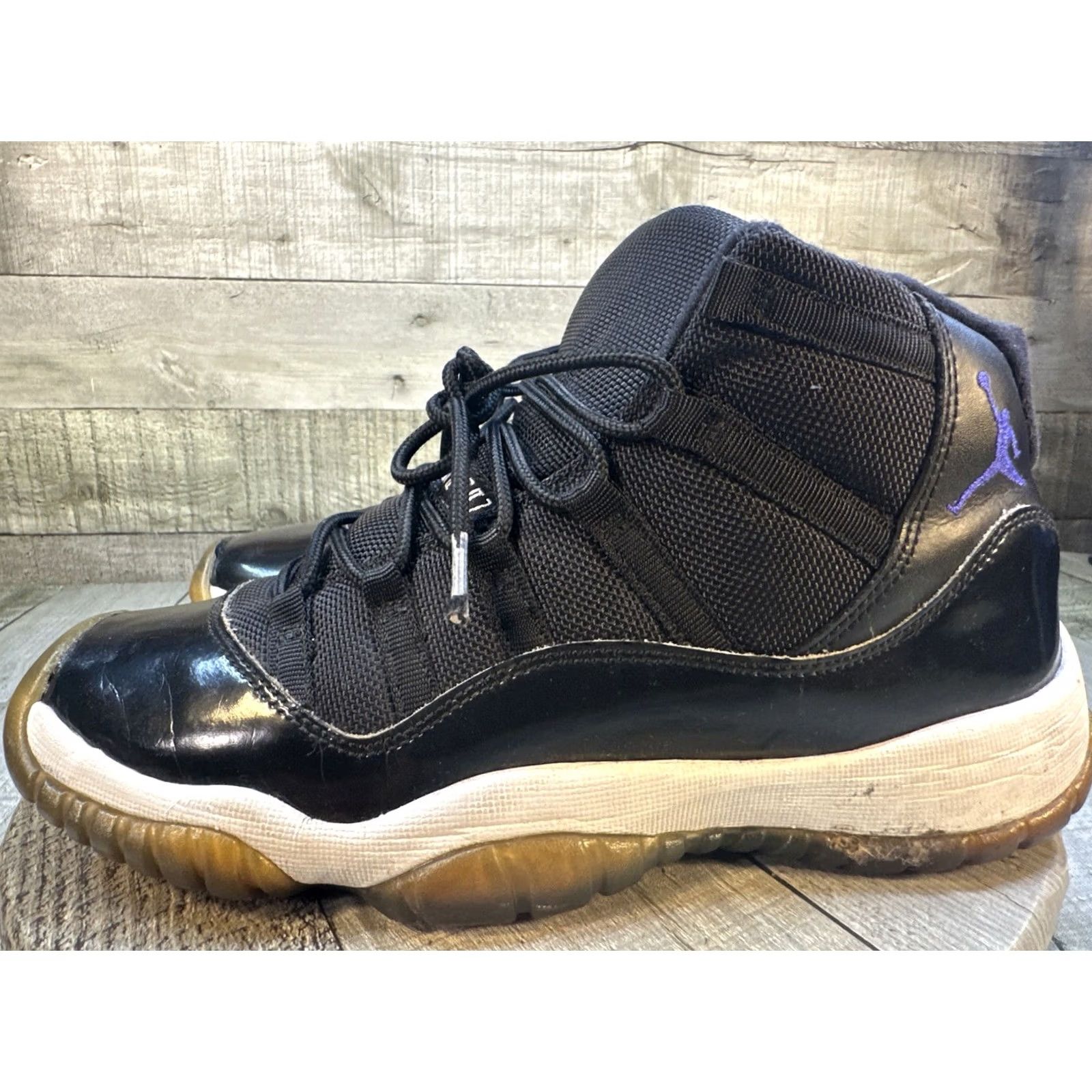 Jordan Brand Air Jordan 11 Retro Space Jam 2016 Sneaker, Jordan, Size 6Y, Black, Athletic, Mens Size US 5 / EU 37 - 4 Thumbnail