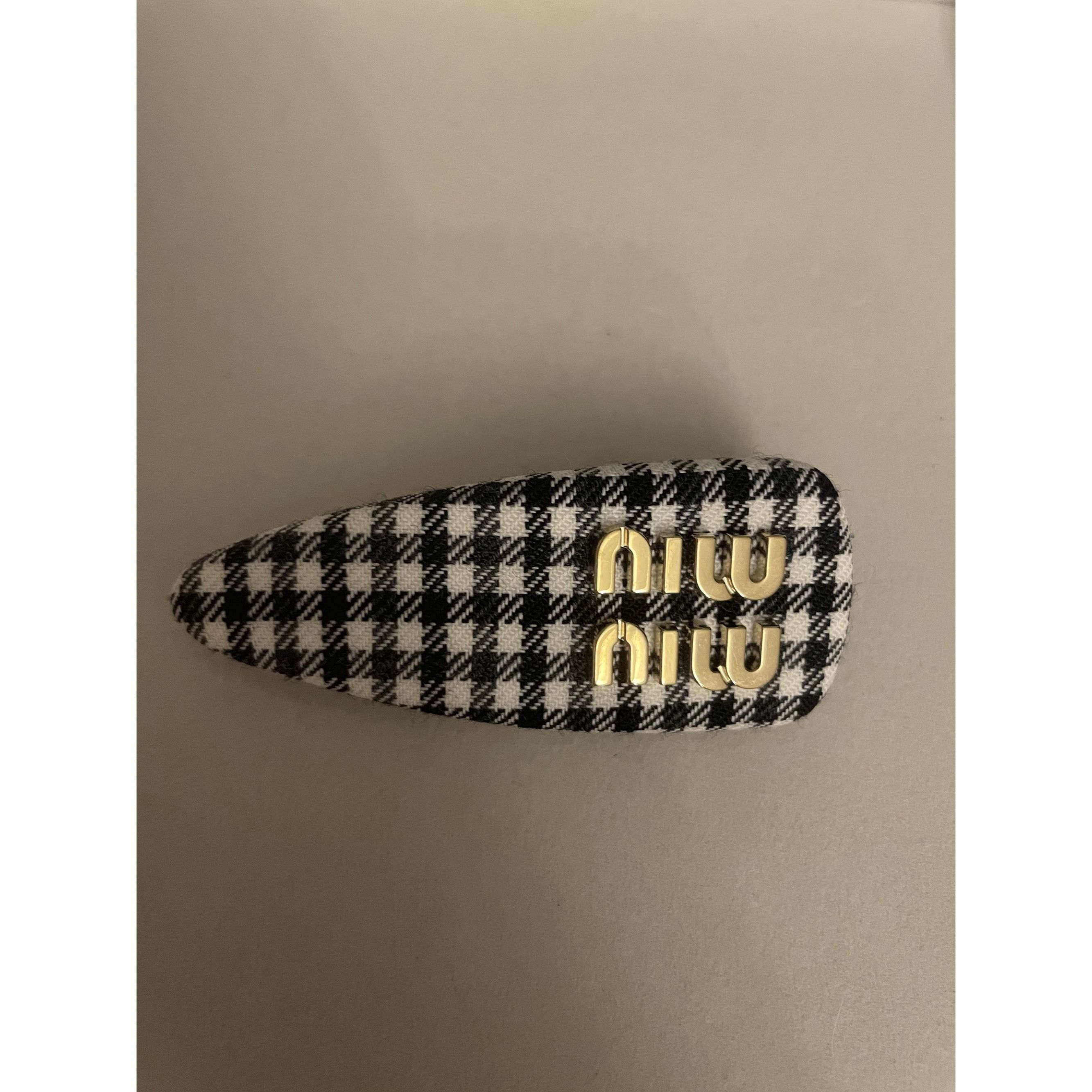 Miu Miu Miu Miu Black & White Plaid Hair Clip With Gold-Tone Logo Em Size ONE SIZE - 1 Thumbnail