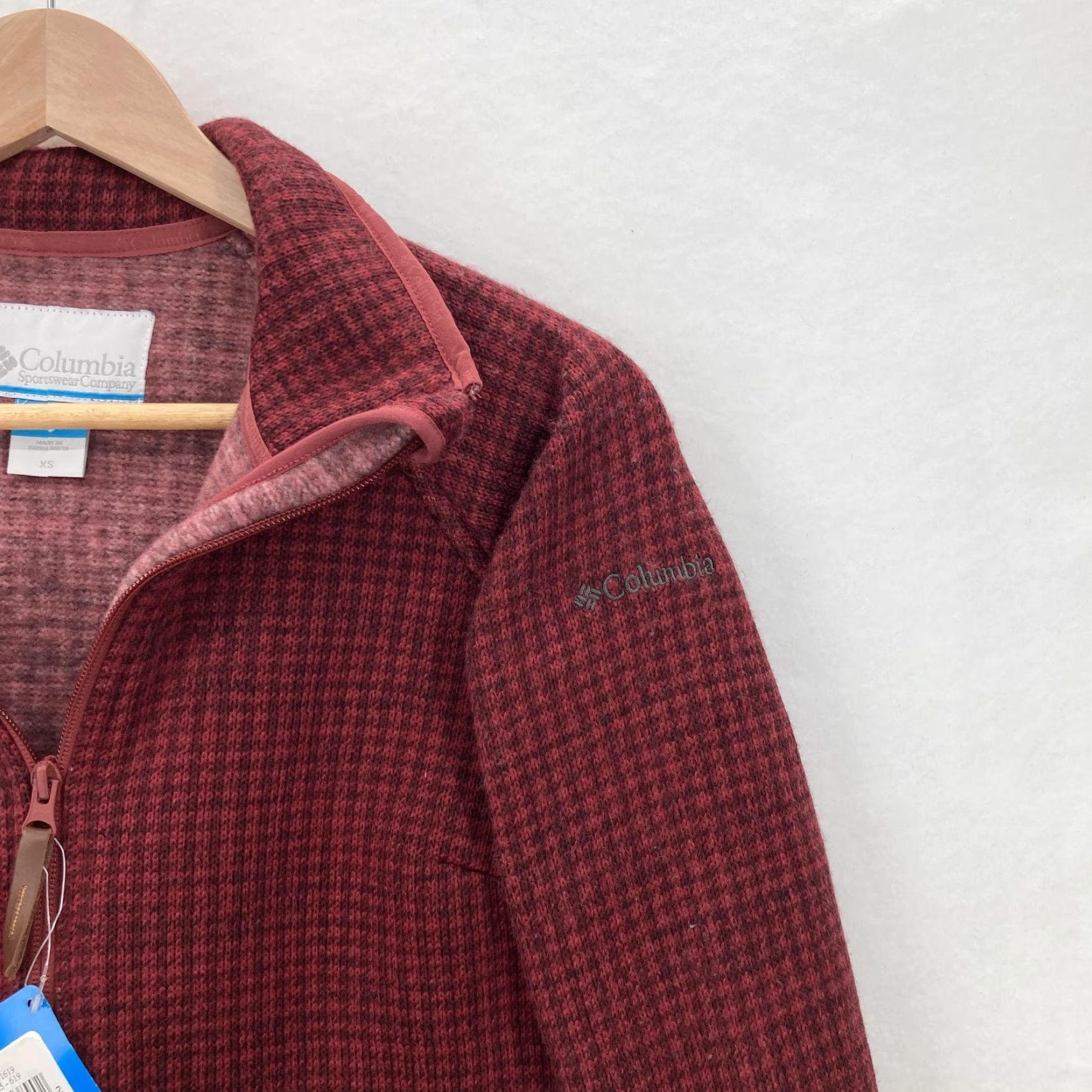 Vintage Columbia Jacket Womens XS Chillin Fleece Full Zip Outdoor Warm Pockets Hiking Red Check zip Jacket Womens XS Outdoor Casual Travel Workwear Size XS / US 0-2 / IT 36-38 - 2 Thumbnail