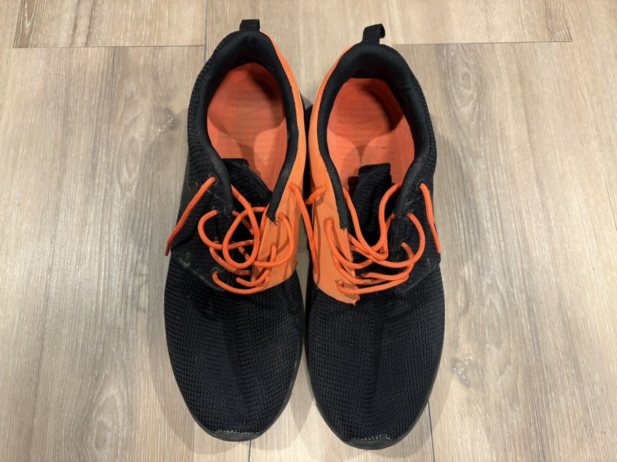 Nike Nike Roshe Run Black Orange Men’s Size 10.5 Sneakers Size US 10.5 / EU 43-44 - 5 Thumbnail
