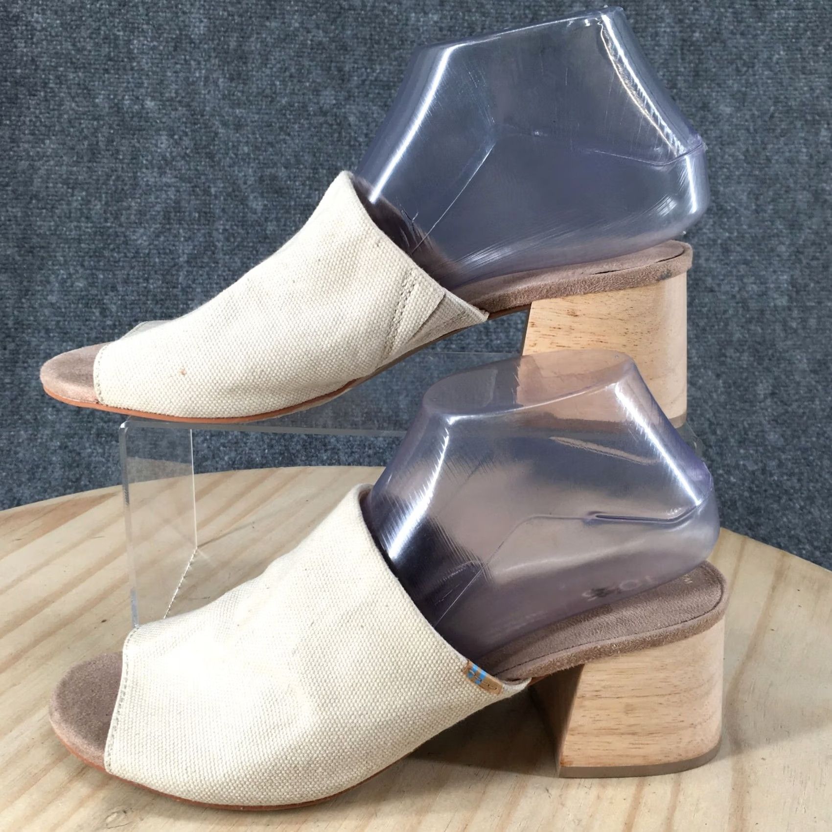 Toms Toms Grace Sandals Womens 8.5 Beige Fabric Slip On Mule Casual Open Toe Heels Size US 9 / IT 39 - 2 Thumbnail