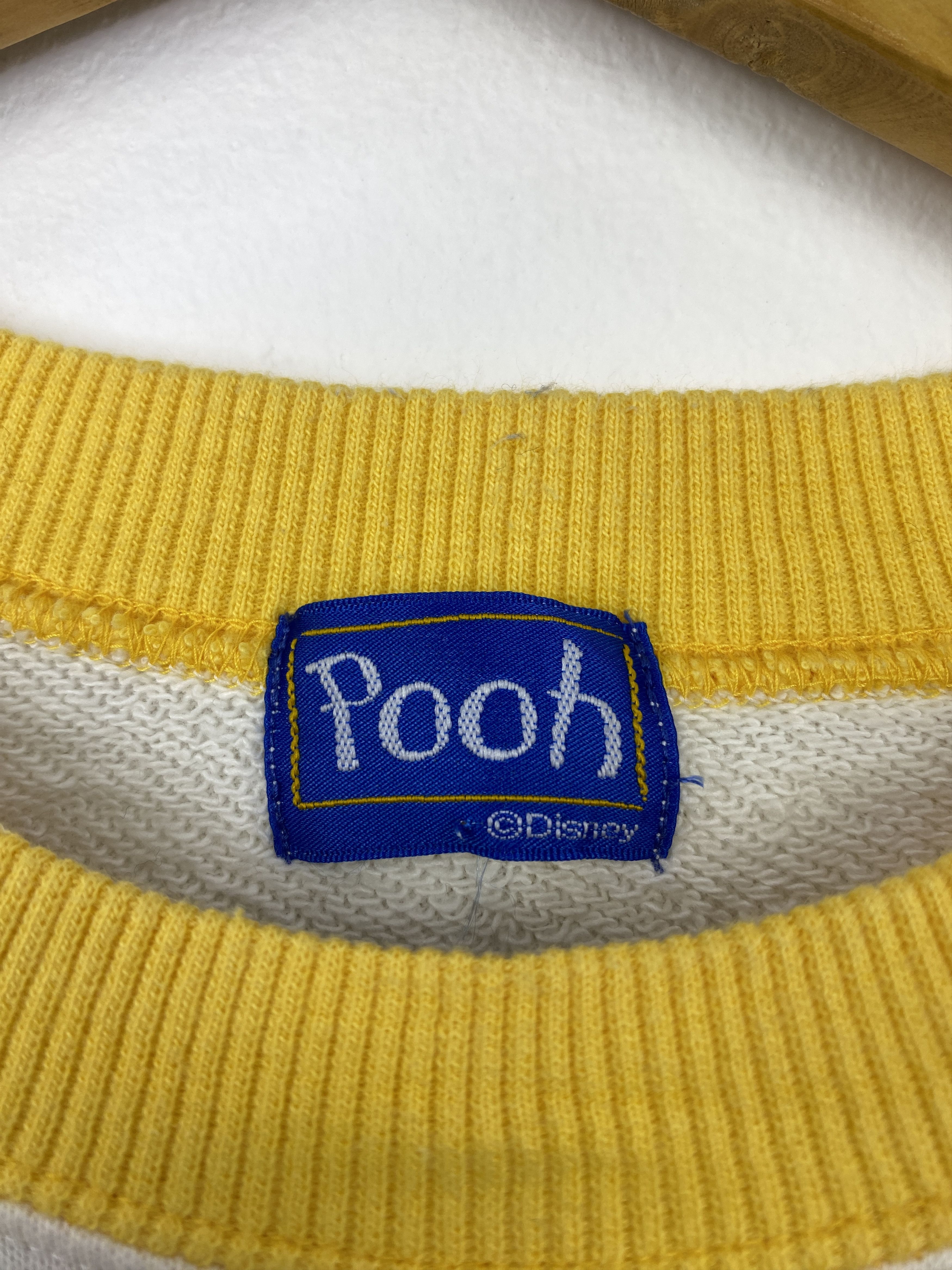 Vintage Vintage Winnie The Pooh Crewneck Pullover Sweatshirt SH0488 Size US L / EU 52-54 / 3 - 5 Thumbnail