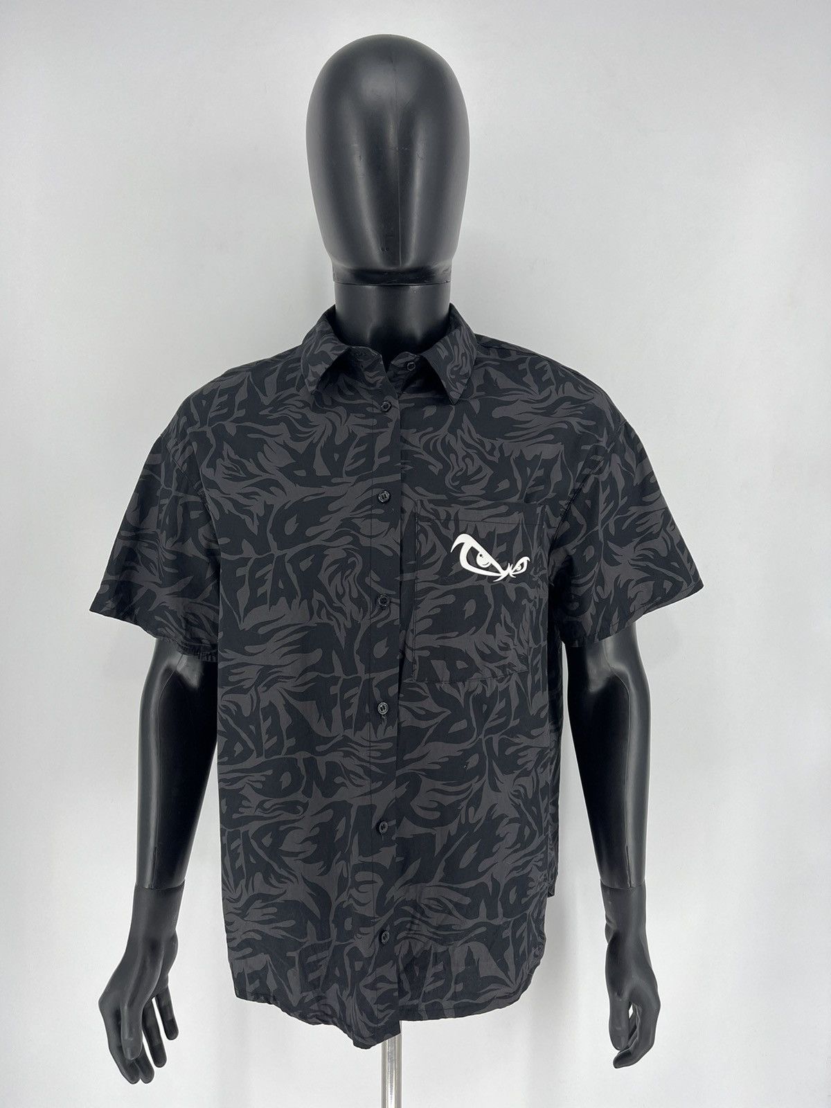 Japanese Brand × Vintage VINTAGE 90s NO FEAR BIG LOGO SHIRT HIPHOP MONOGRAM Size US S / EU 44-46 / 1 - 2 Thumbnail