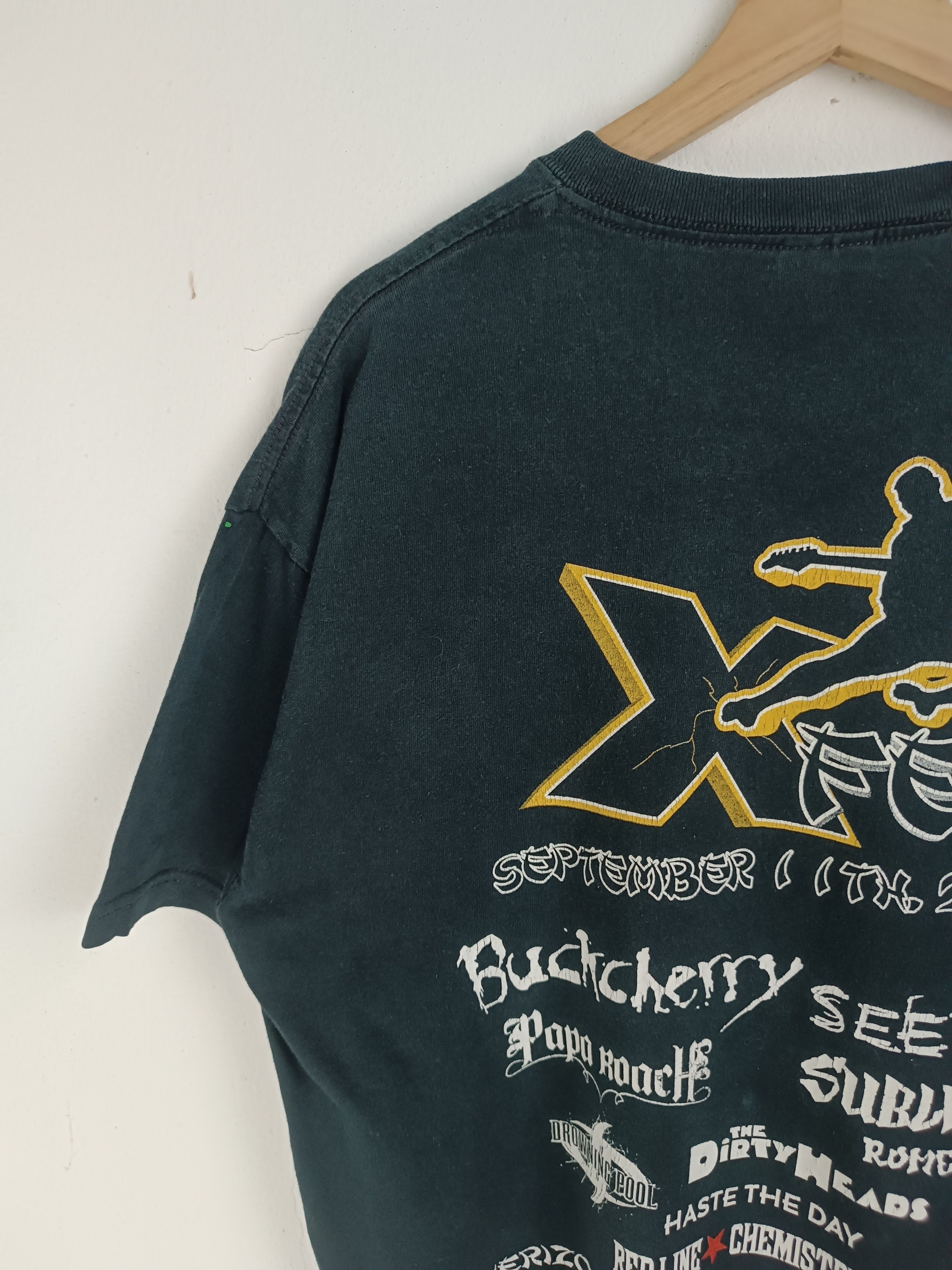 Band Tees VINTAGE 2010 X-FEST PAPA ROACH SEETHER SUBLIME NUMETAL TEE Size US L / EU 52-54 / 3 - 11 Thumbnail