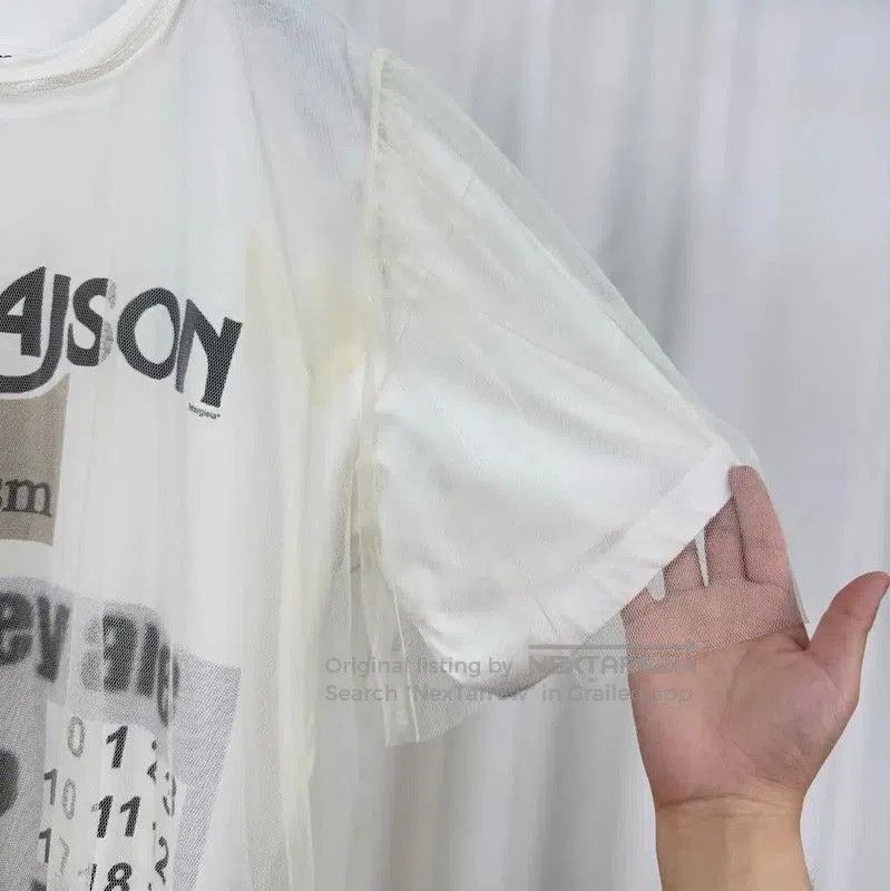 Maison Margiela Maison Margiela Summer Cream Logo T-Shirt . Size XS / US 0-2 / IT 36-38 - 4 Thumbnail