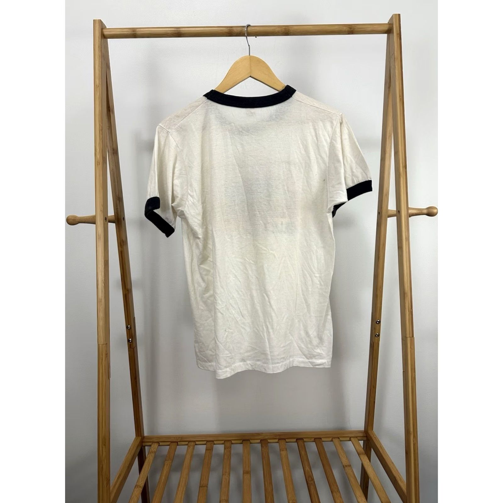 Vintage VTG 80s John Henry Plug Tobacco Bluegrass 1986 Ringer Paper Thin T-Shirt Size L Shirt Mens White Nike Size US L / EU 52-54 / 3 - 2 Thumbnail
