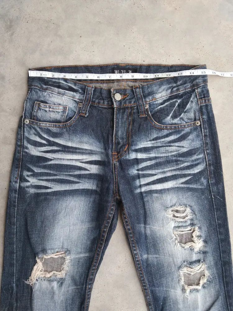 Jean Vintage K.H.J Boot Cut Distressed Jeans 30x31 Size US 30 / EU 46 - 3 Thumbnail