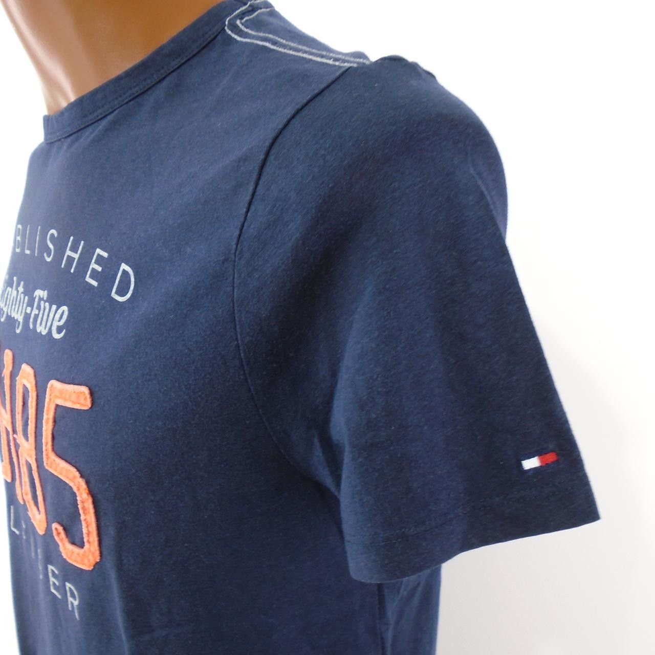 Tommy Hilfiger Men's T-Shirt Tommy Hilfiger Size US S / EU 44-46 / 1 - 5 Thumbnail