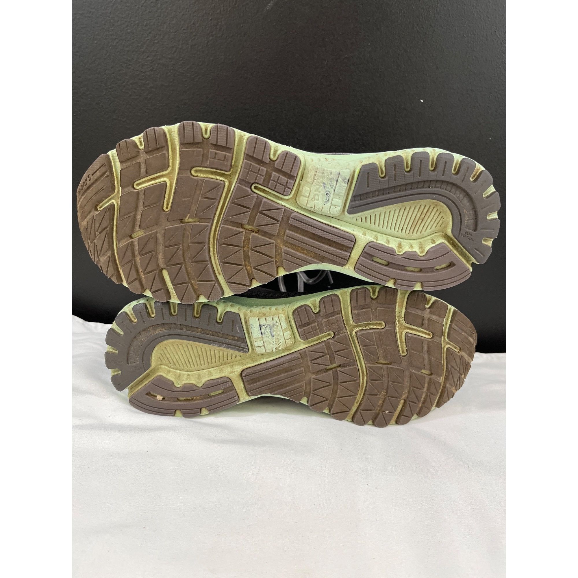 Brooks Brooks Adrenaline GTS 20 Women's Grey Running Sneakers Size Size US 8.5 / IT 38.5 - 3 Thumbnail