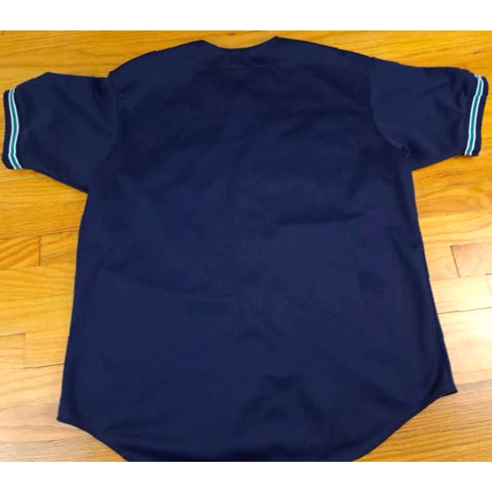 X-LARGE Majestic Seattle Mariniers Baseball Full Button XL USA Made Home Jersey Sweatshirt Short Sleeve Pulsedric Logo Mens Dark Teal Size US XL / EU 56 / 4 - 6 Thumbnail