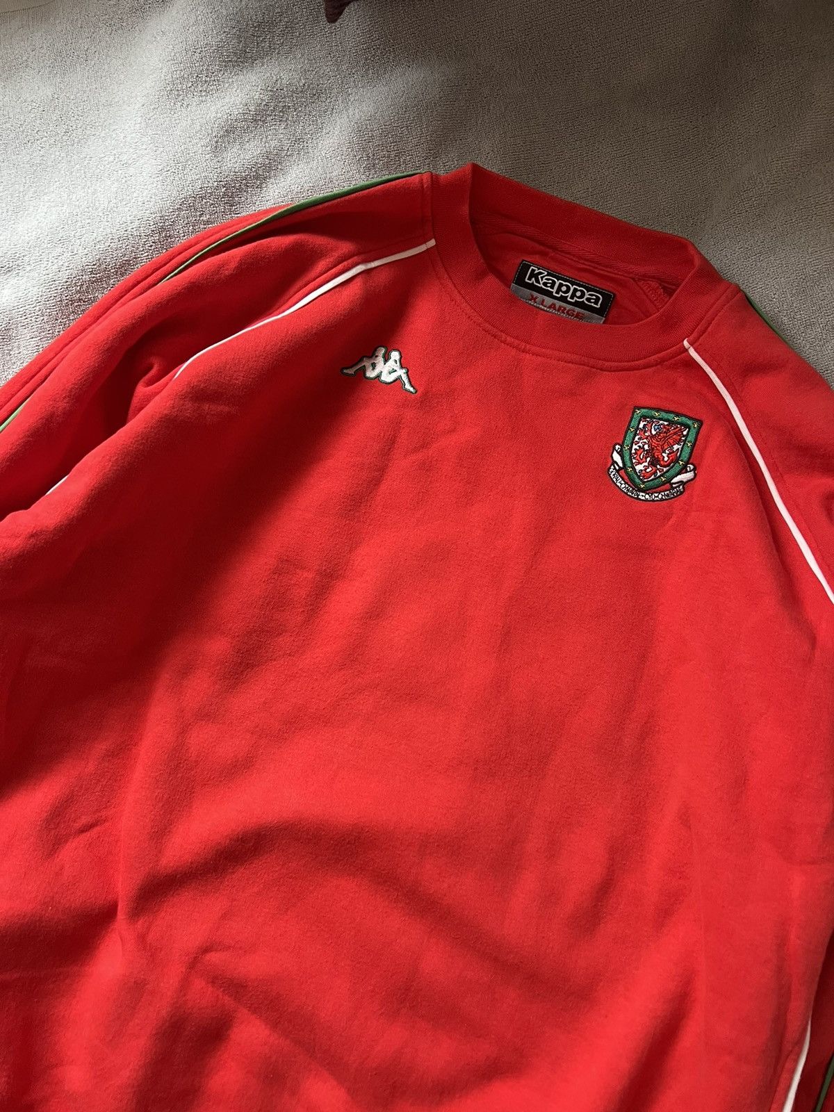 Kappa × Vintage Kappa vintage soccer football sweatshirt wales 2003/05 y2k Size US L / EU 52-54 / 3 - 2 Thumbnail