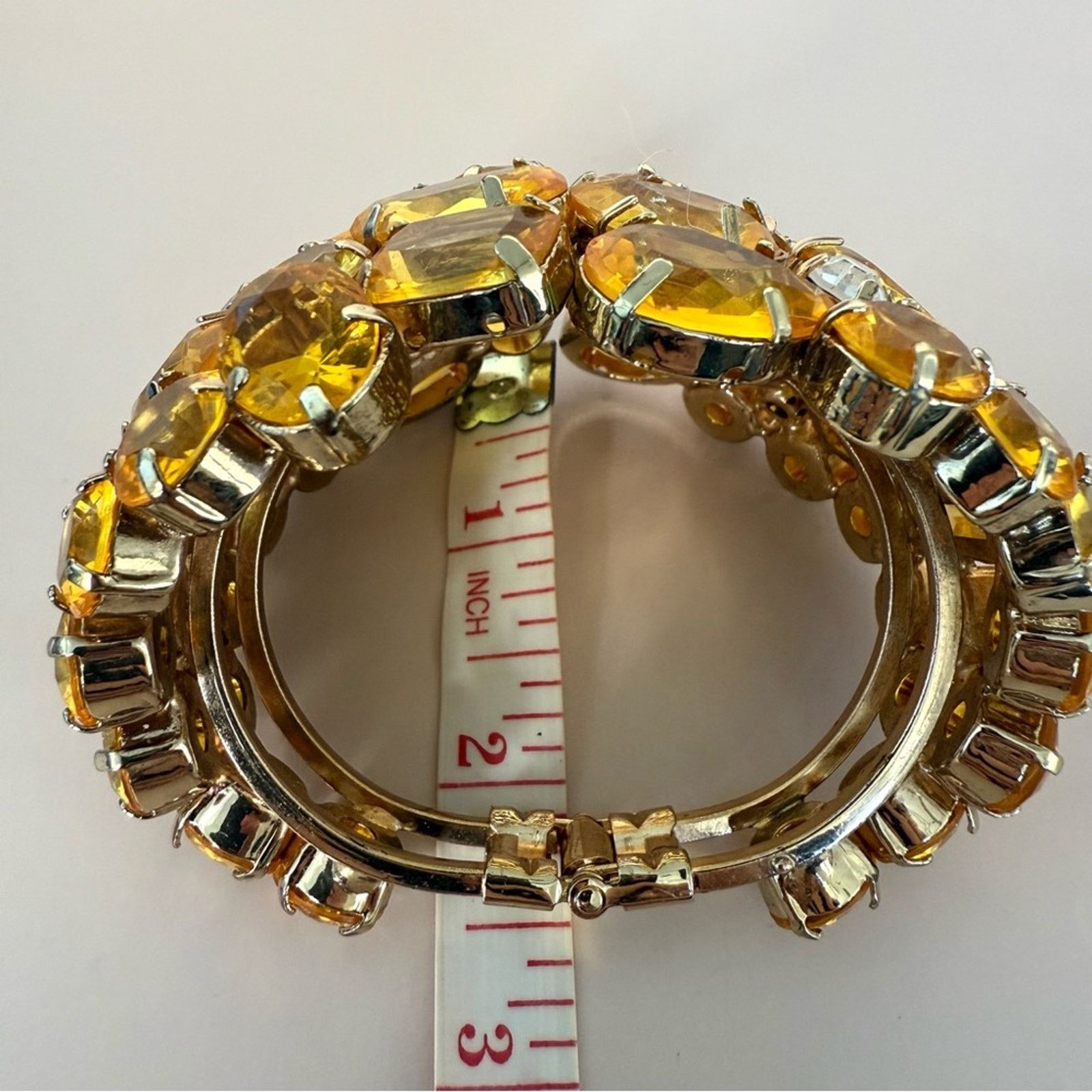 Other Women large bracelet with crystals Size ONE SIZE - 6 Thumbnail