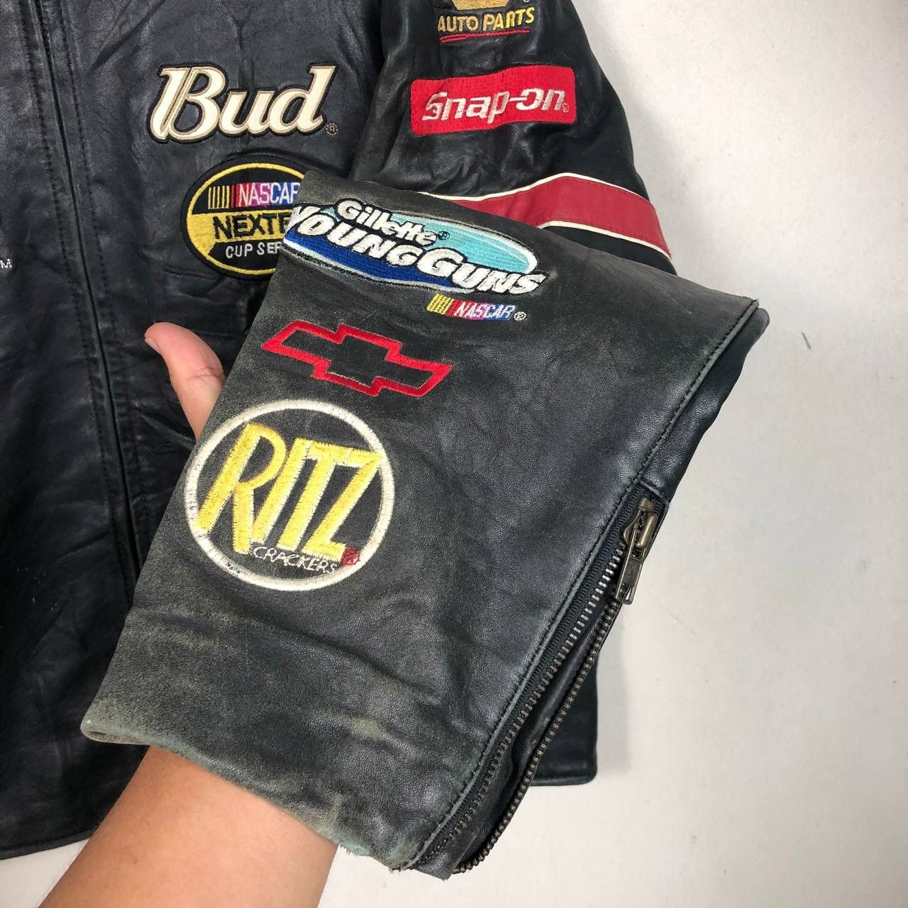 Wilsons Leather Wilson Leather Dale Earnhardt Jr #8 Budweiser Nascar Jacket Size US L / EU 52-54 / 3 - 8 Thumbnail