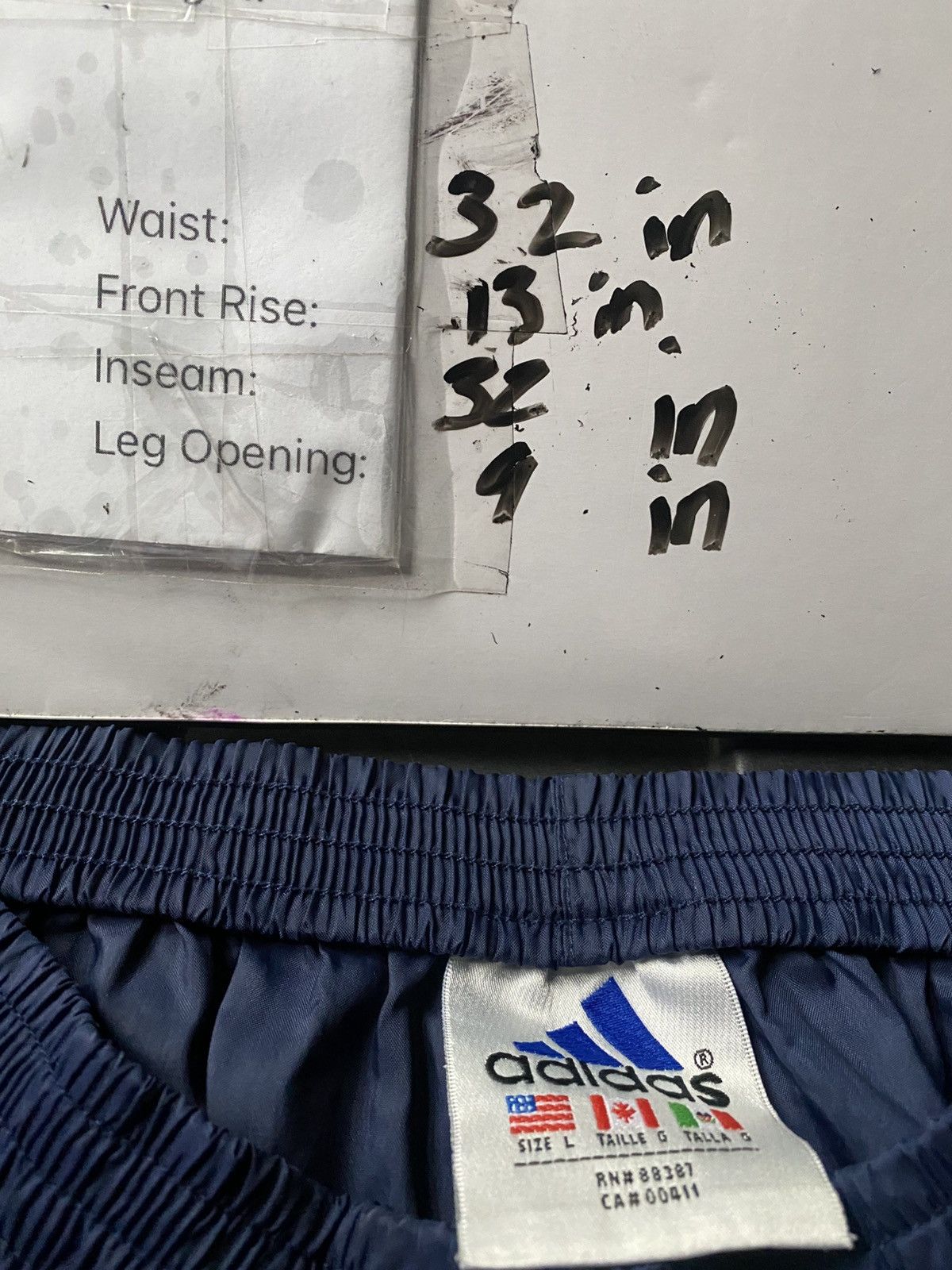 Adidas Vintage Adidas TrackPants Size US 32 / EU 48 - 4 Thumbnail