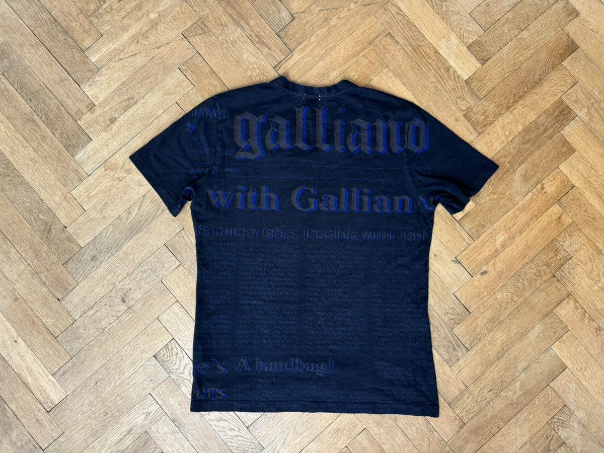 John Galliano Vintage Galliano Gazette Newspaper 3D Black T-Shirt L Size US L / EU 52-54 / 3 - 6 Thumbnail