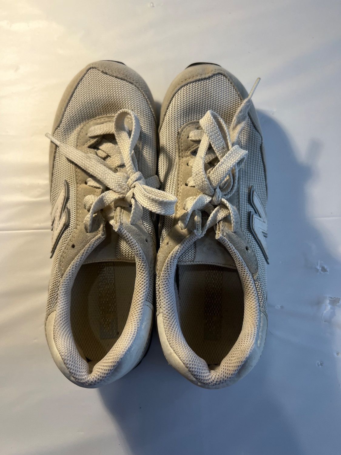New Balance New Balance 515 V1 Classic Cream Beige Sneakers Size US 5 / EU 37 - 2 Thumbnail