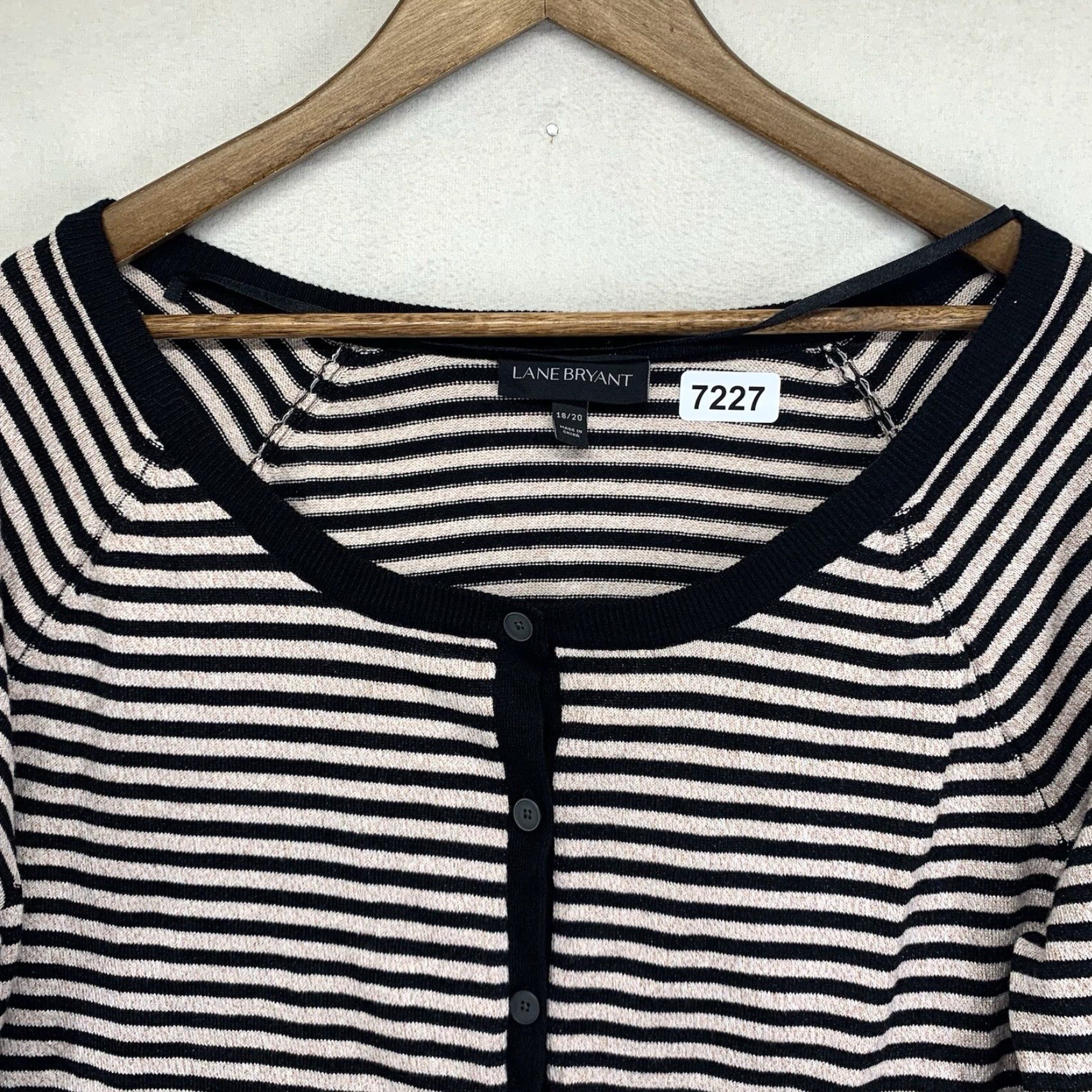 Vintage Lane Bryant Women’s Top Blouse Knit Cardigan Black Stripes Gold Metallic Relaxed 18/20 Casual Formal Party Workwear Size XXL / US 16-18 / IT 52-54 - 3 Thumbnail