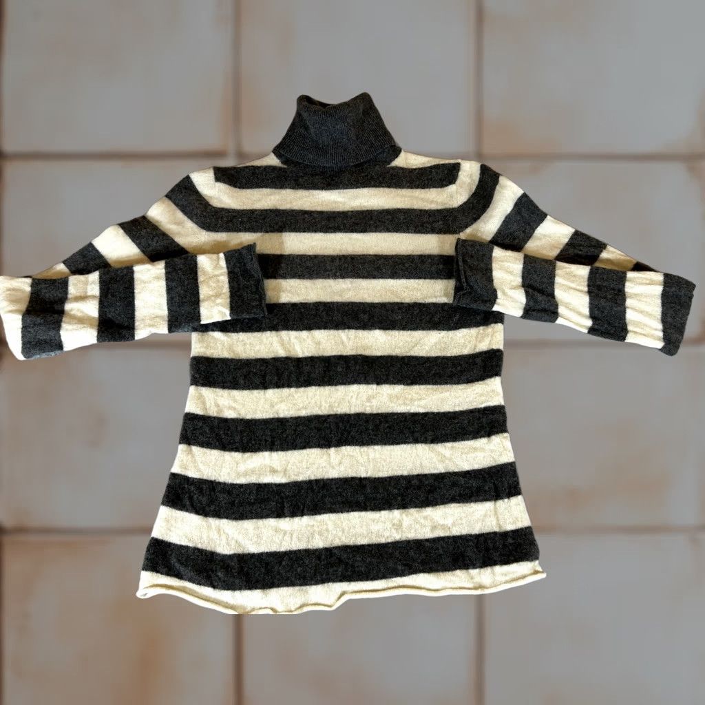 J.Crew VINTAGE J.CREW Sweater Womens Small Cashmere Turtleneck Gray Striped Italian 90s? (adjust) Size S / US 4 / IT 40 - 1 Thumbnail