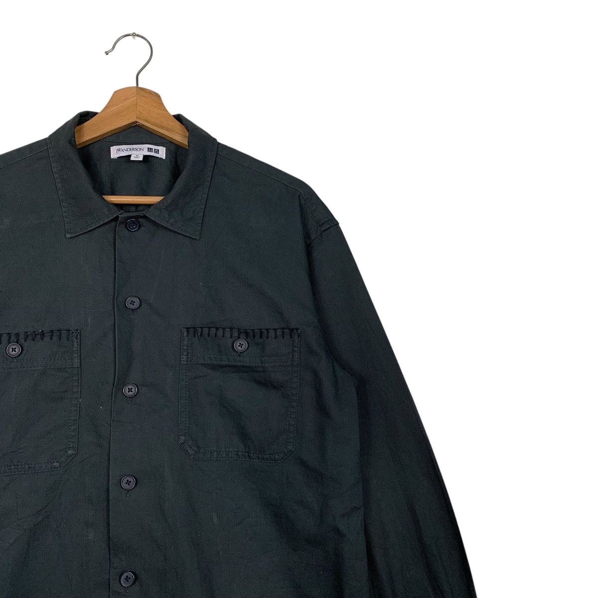 JW Anderson × Uniqlo JW Anderson x Uniqlo Shirt Size US M / EU 48-50 / 2 - 5 Thumbnail