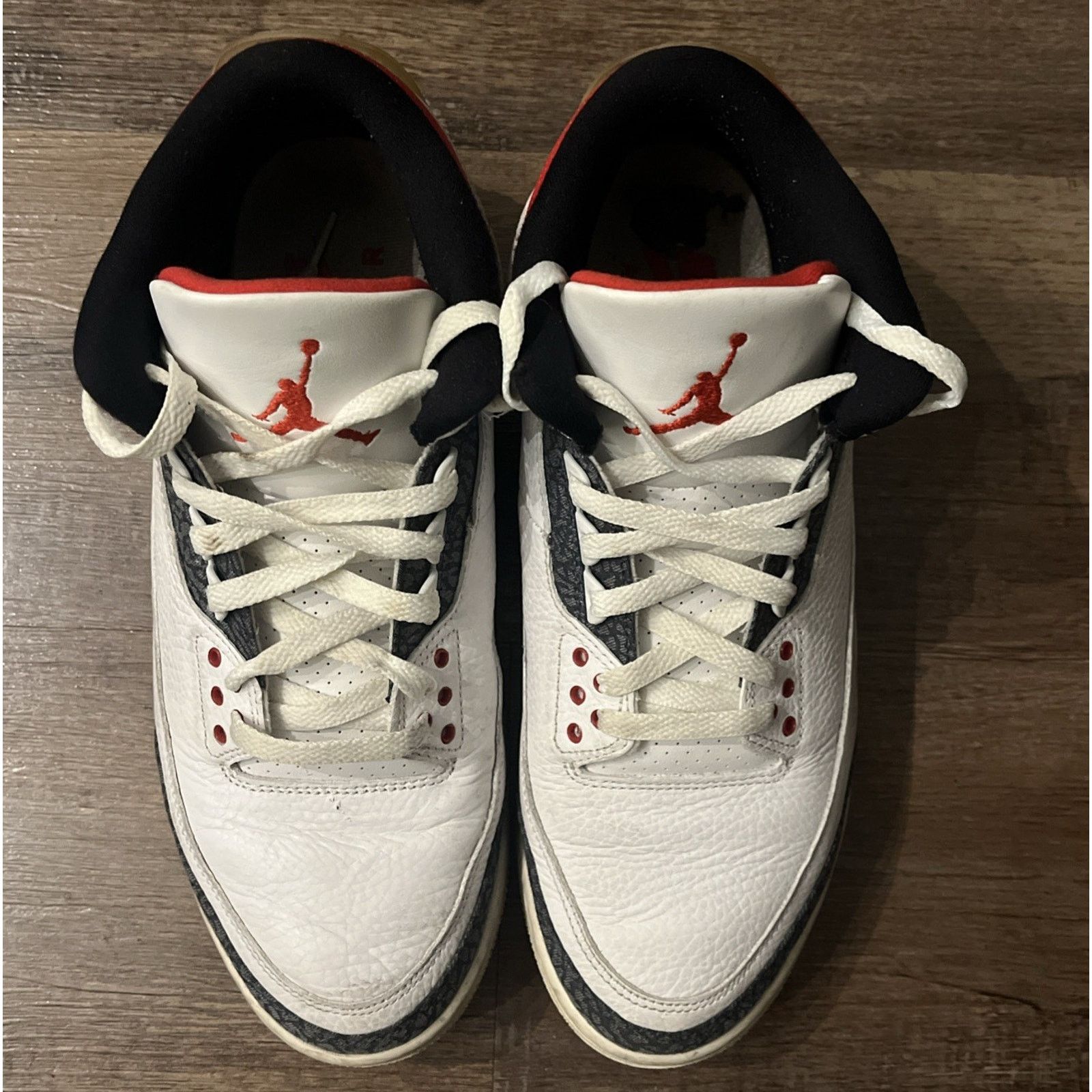 Jordan Brand × Nike Nike Air Jordan Retro 3 SE Denim Fire Red Size 11 Men’s US Size US 11 / EU 44 - 3 Thumbnail