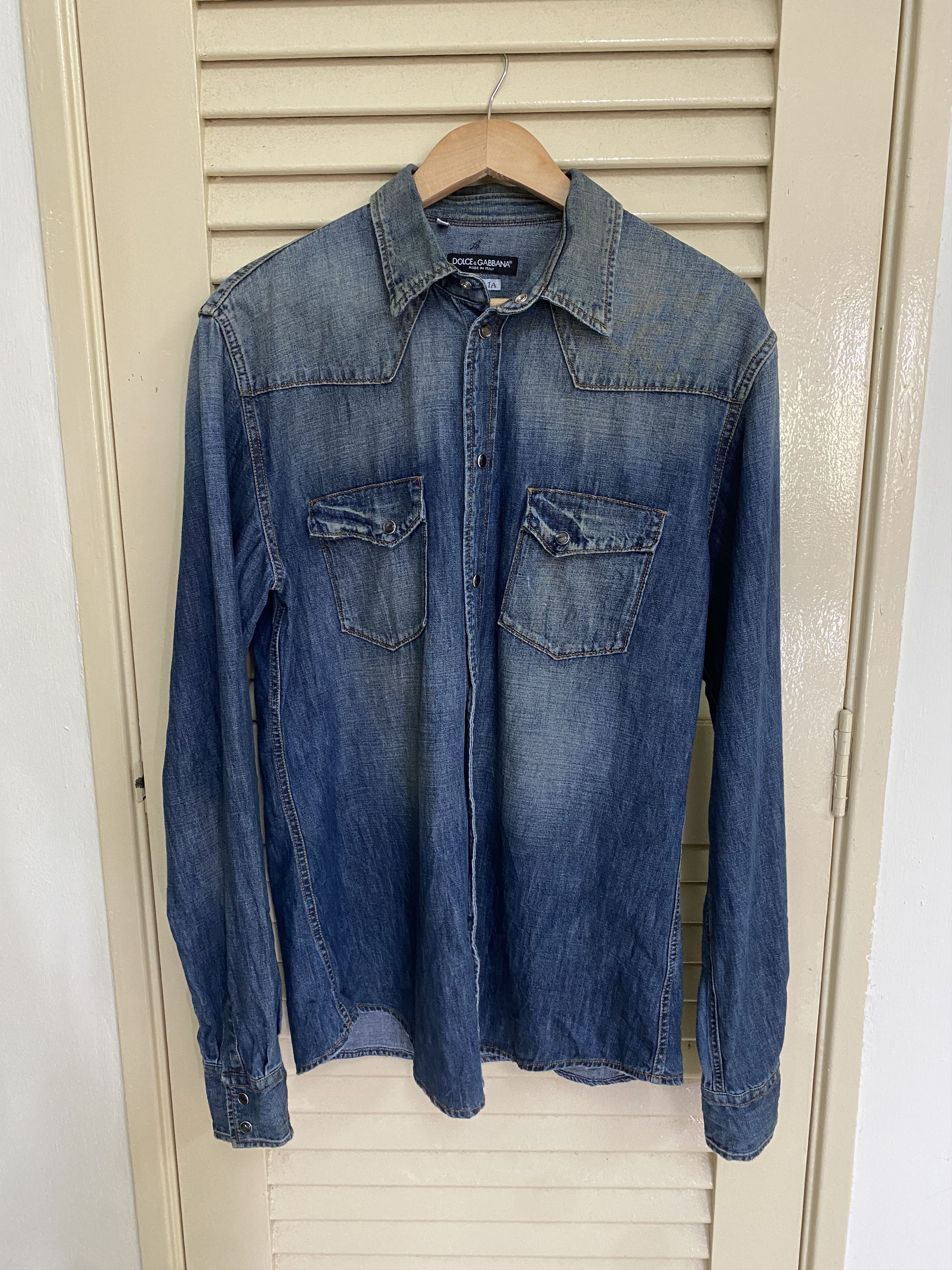 Dolce & Gabbana Distressed Dolce & Gabbana Denim Shirt Size US M / EU 48-50 / 2 - 1 Thumbnail