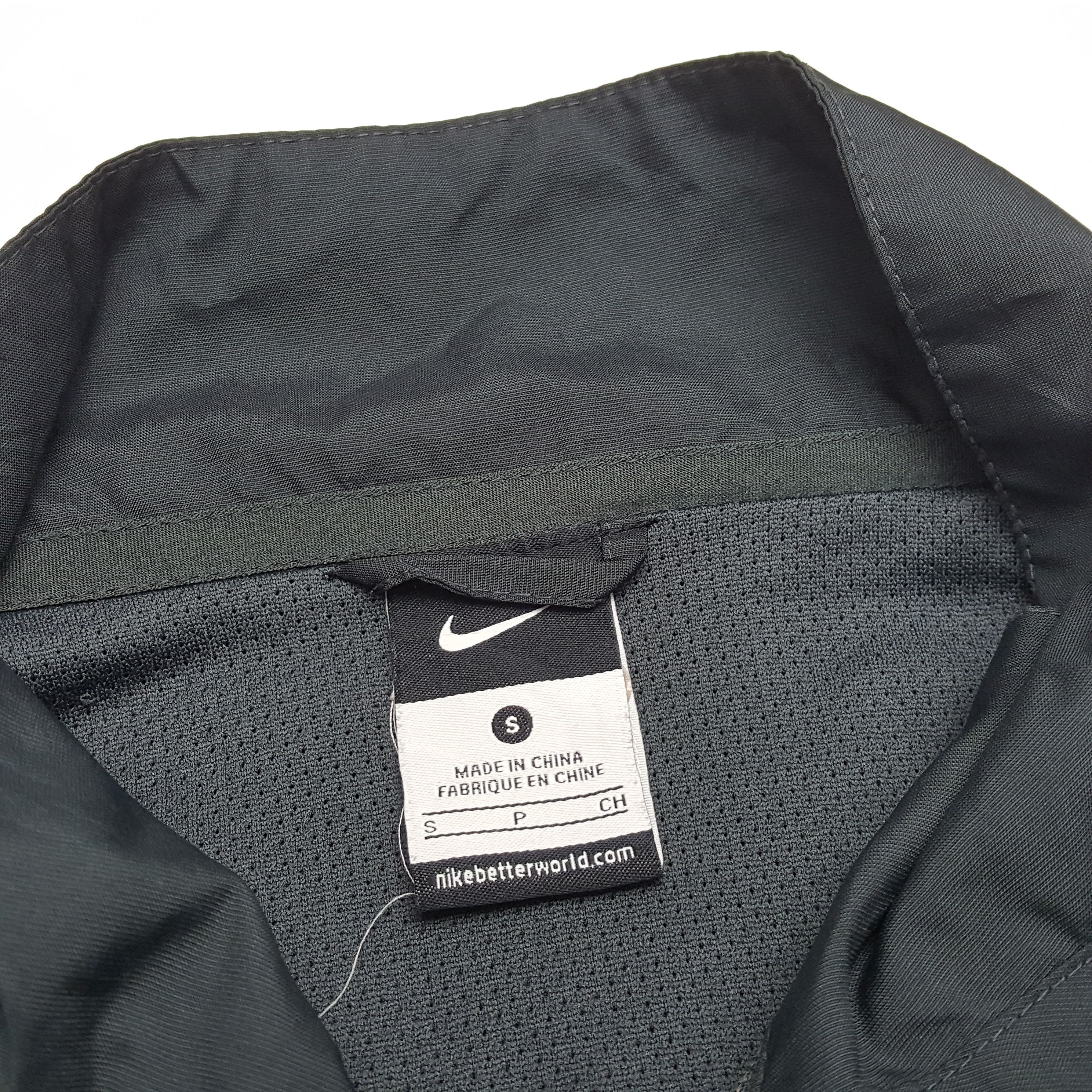 Nike × Vintage NIKE MANCHESTER UNITED Soccer Club Windbreaker Jacket Size US M / EU 48-50 / 2 - 9 Thumbnail