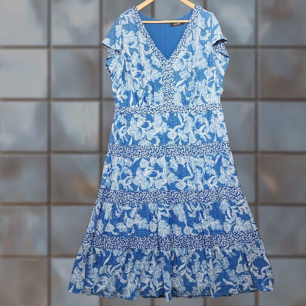 Ralph Lauren Ralph Lauren Dress Womens Large Blue Floral Maxi Flutter Sleeve Size L / US 10 / IT 46 - 1 Thumbnail
