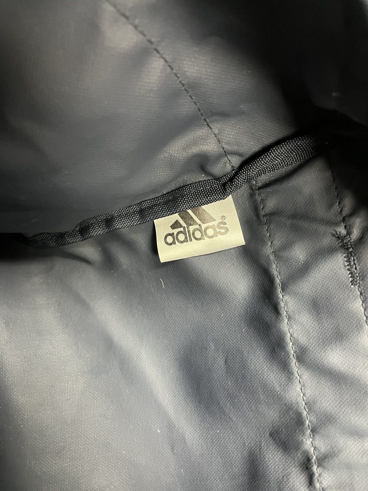 Adidas Vintage Adidas 00’s Y2K Logo Backpack Streetwear Hype Rare Size ONE SIZE - 8 Thumbnail