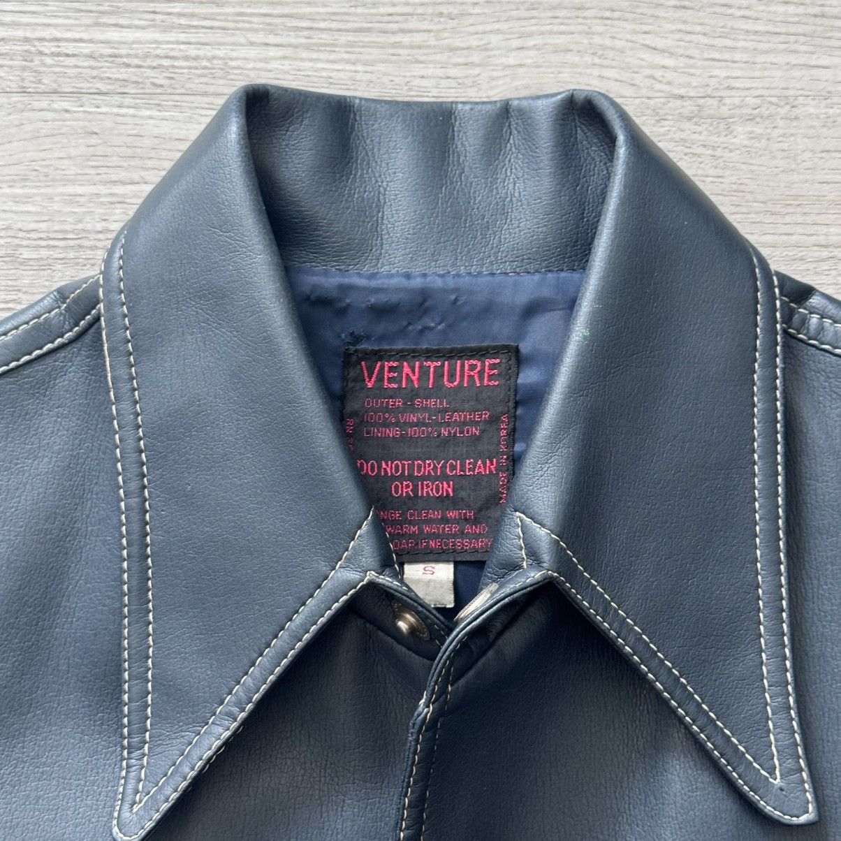 Vintage Vintage Vinyl Leather Jacket Size S Size US S / EU 44-46 / 1 - 5 Thumbnail