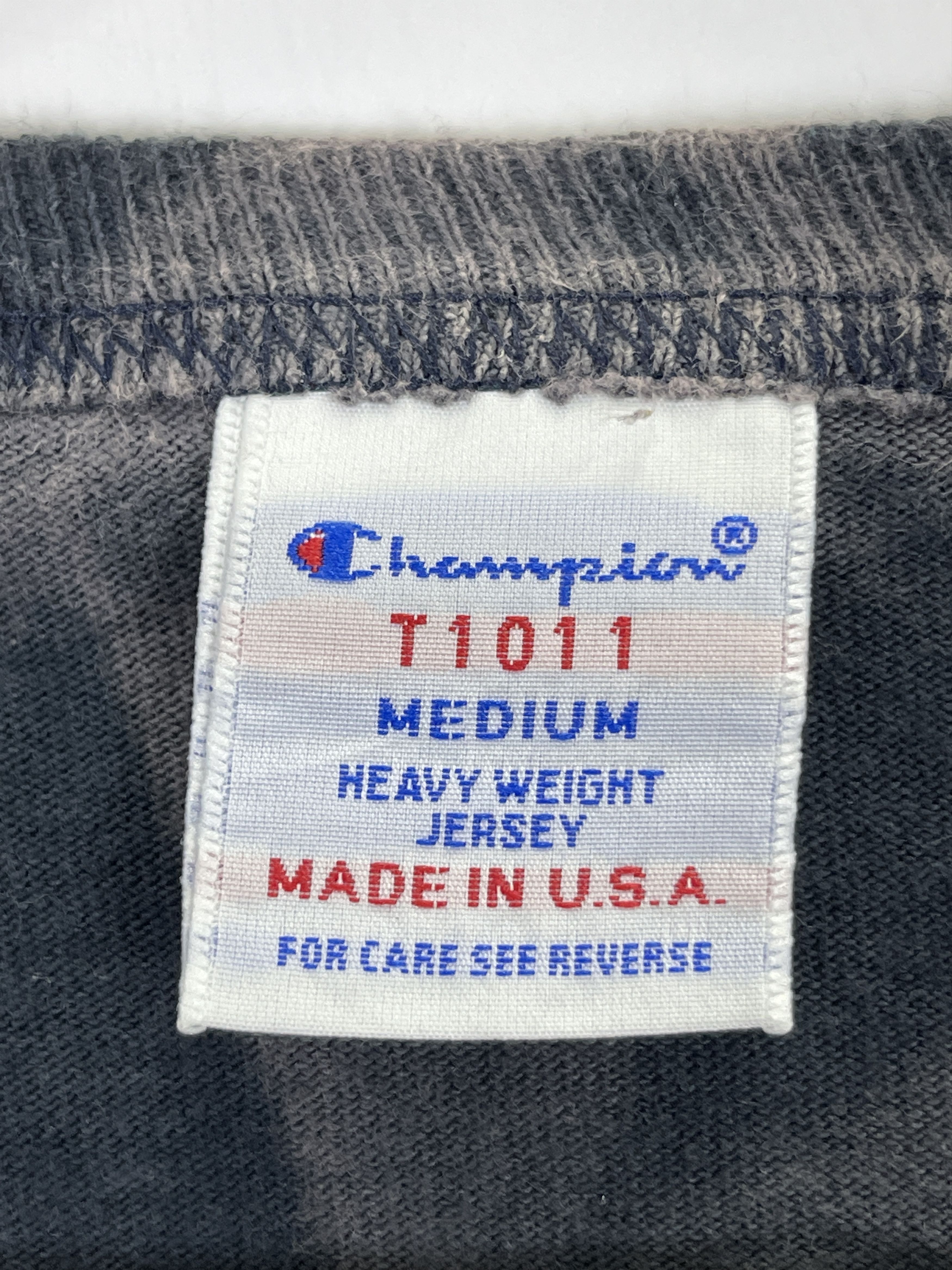 Champion × Vintage Vintage 90s Sun Faded Champion Single Pocket Tee TA0445 Size US M / EU 48-50 / 2 - 5 Thumbnail
