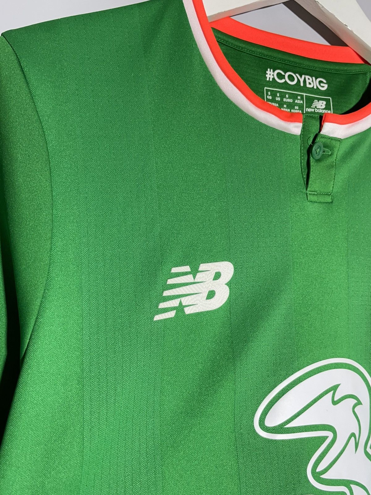 New Balance National Team Ireland 2017 Home Y2k Football Shirt Size US S / EU 44-46 / 1 - 5 Thumbnail
