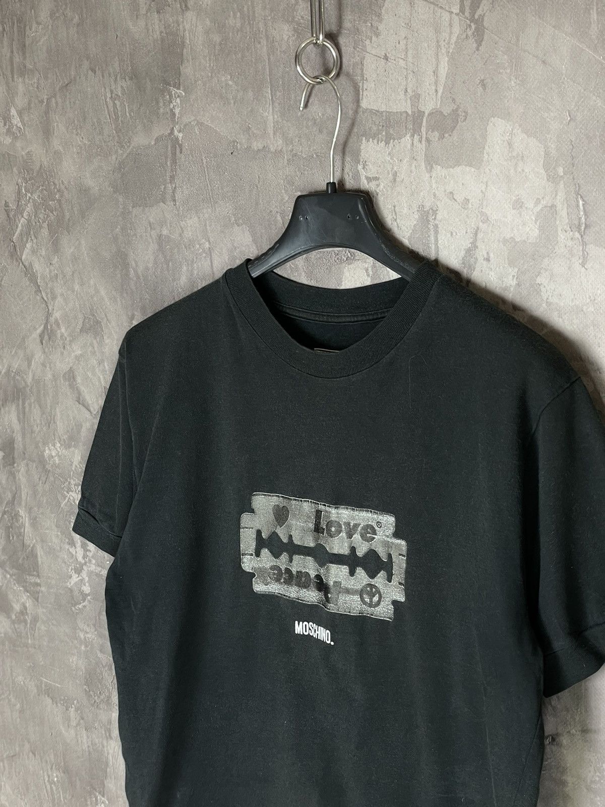 Moschino × Vintage Moschino Vintage 90s “Blade” Y2K T shirt Size L / US 10 / IT 46 - 5 Thumbnail