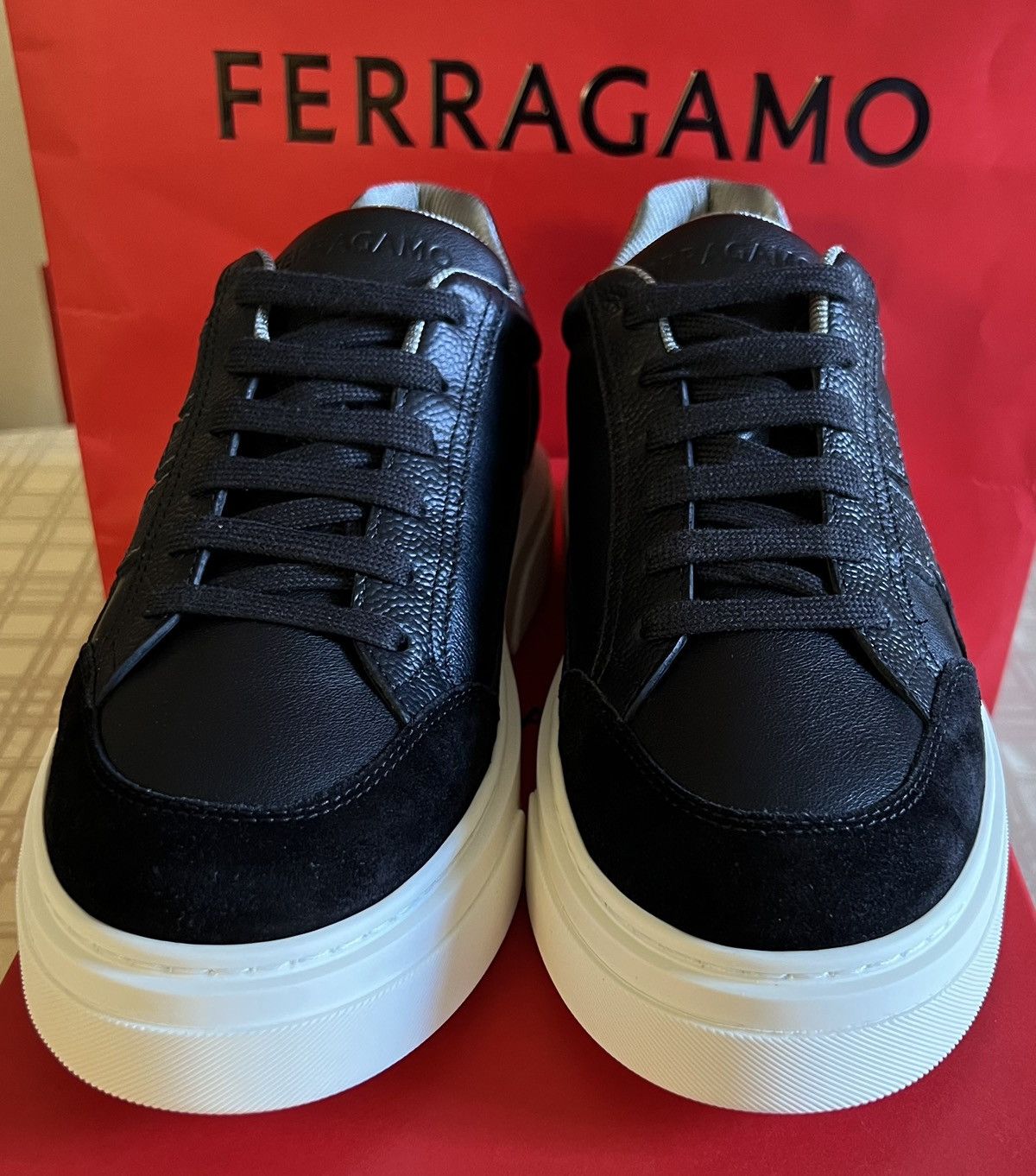 Salvatore Ferragamo Ferragamo Low top sneaker with Gancini Cassina Size US 7.5 / EU 40-41 - 10 Thumbnail