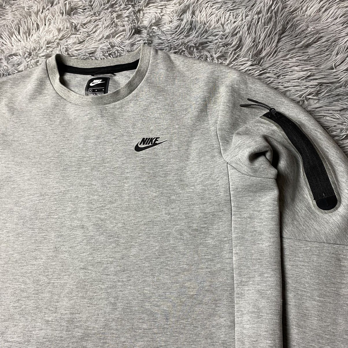Nike × Vintage Vintage Nike Tech Fleece Crewneck Basic Sweatshirt Size US M / EU 48-50 / 2 - 2 Thumbnail