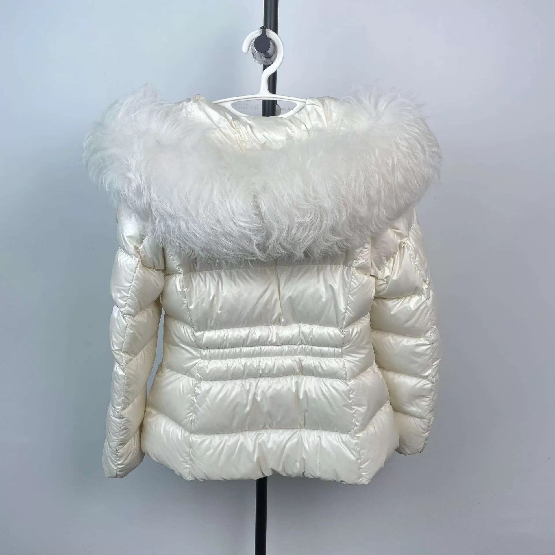 Moncler Moncler White Hooded Down Jacket Size XS / US 0-2 / IT 36-38 - 2 Thumbnail
