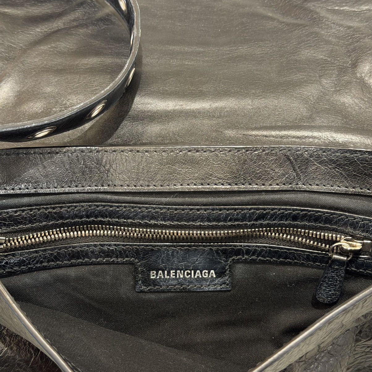 Balenciaga Balenciaga Le Cagole Leather Flap Bag Xs 2022 Size ONE SIZE - 9 Thumbnail
