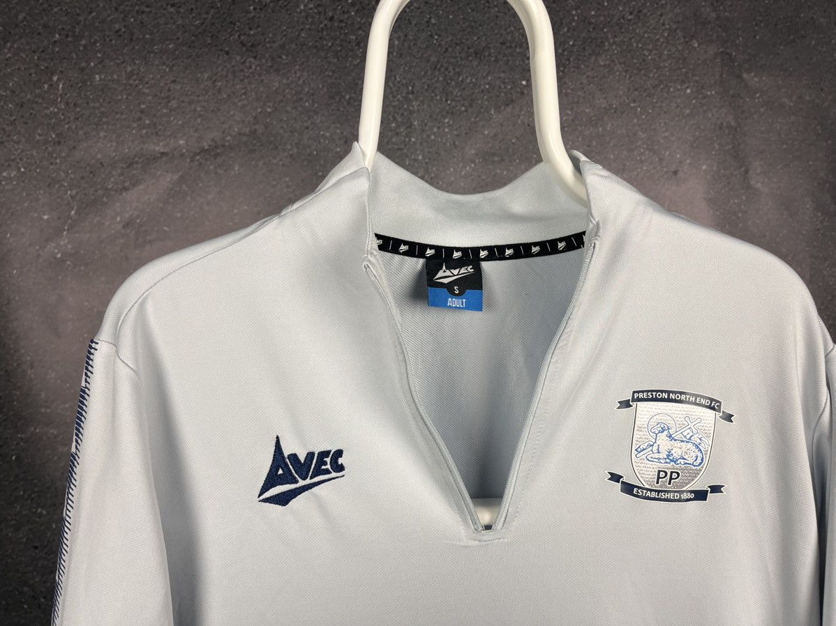 Other Preston North End England football soccer jersey top Size US S / EU 44-46 / 1 - 6 Thumbnail