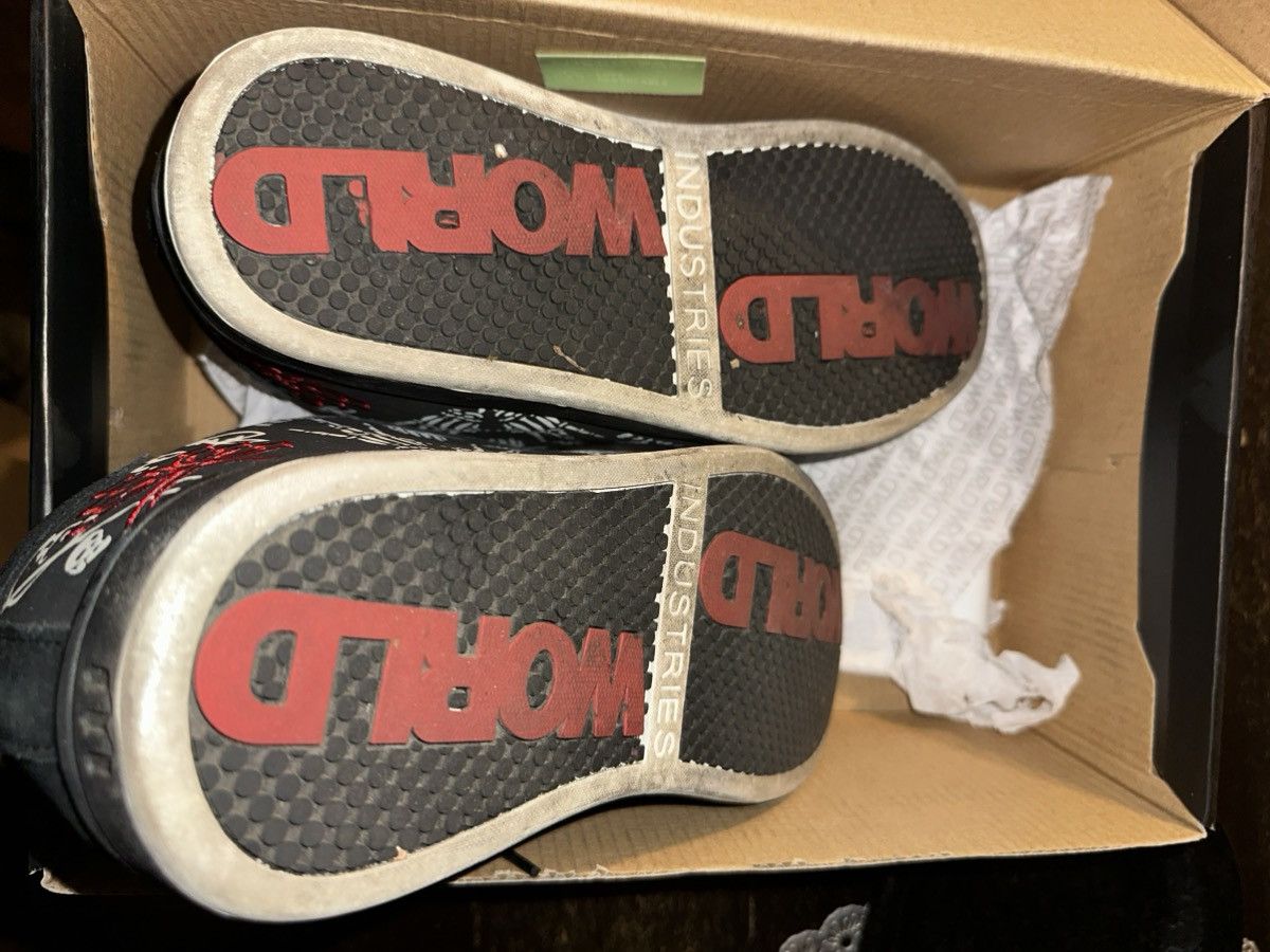 World Industries World Industries Smith “Bones” Skate Shoes Black White Red Size US 9 / EU 42 - 3 Thumbnail