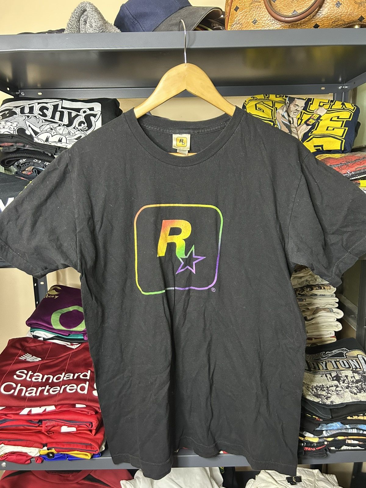 Band Tees Rockstar Games Rainbow Logo Tee Size L Size US L / EU 52-54 / 3 - 1 Thumbnail
