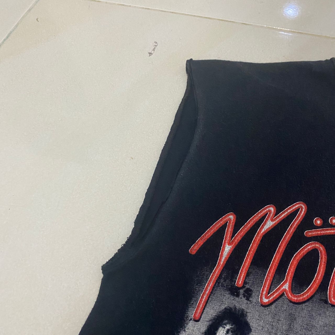 Band Tees Vintage Mötley Crue Girls Girls Girls Tour Singlet Shirt Size US S / EU 44-46 / 1 - 4 Thumbnail