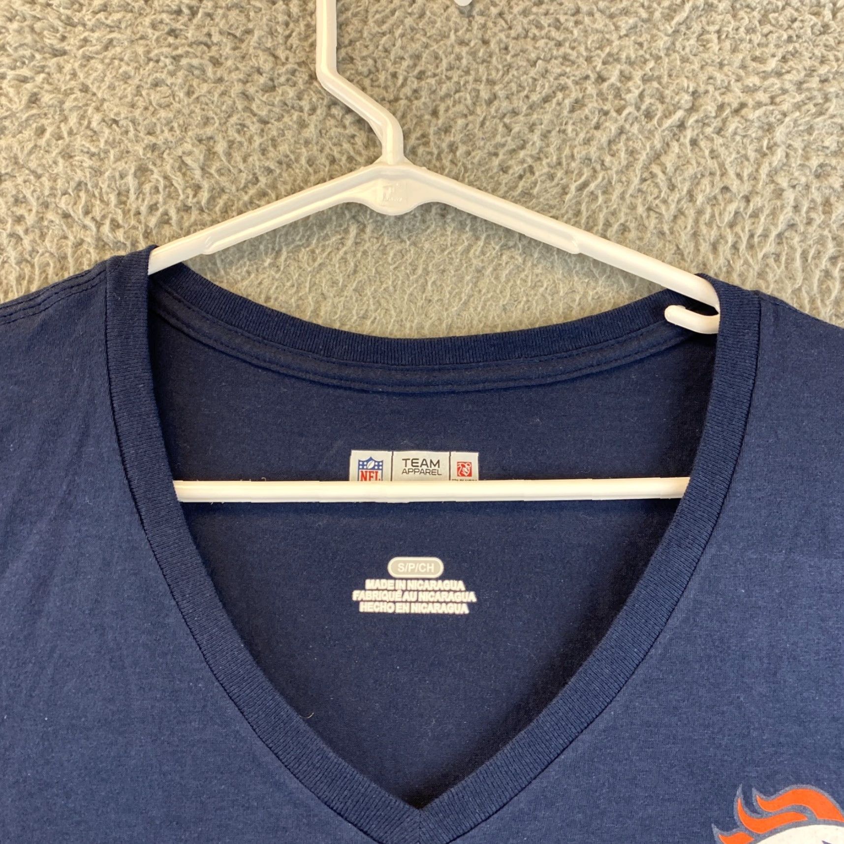 NFL NFL BRONCOS Shirt Women’s V-Neck Short Sleeve Small Navy Blue T-Shirt 71-46 Size S / US 4 / IT 40 - 4 Thumbnail