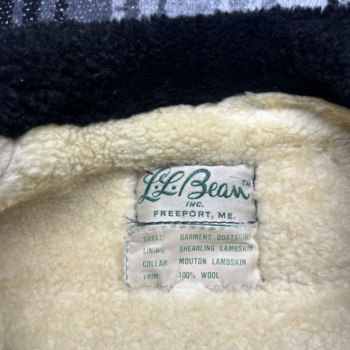 L.L. Bean L.L Bean 1970 Leather Bomber Sheep Lining Size US L / EU 52-54 / 3 - 2 Thumbnail