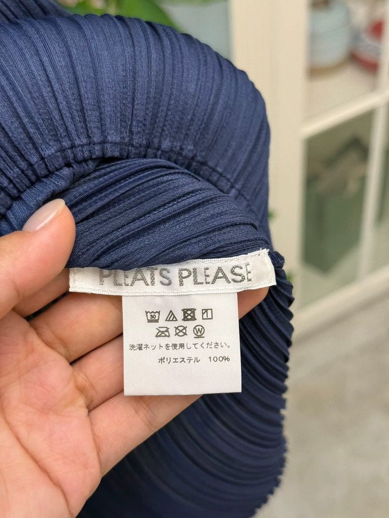 Issey Miyake Issey Miyake size:4 Blue pleated vest Size XS / US 0-2 / IT 36-38 - 3 Thumbnail
