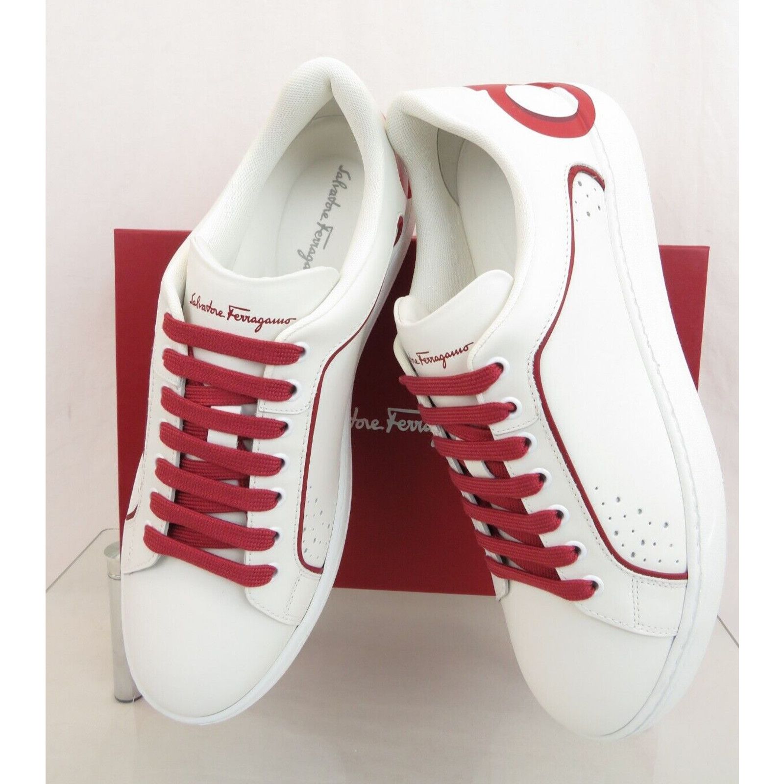 Salvatore Ferragamo FERRAGAMO MANHATTAN WHITE LEATHER GANCINI LOGO SNEAKER 10.5 Size US 11.5 / EU 44-45 - 12 Thumbnail