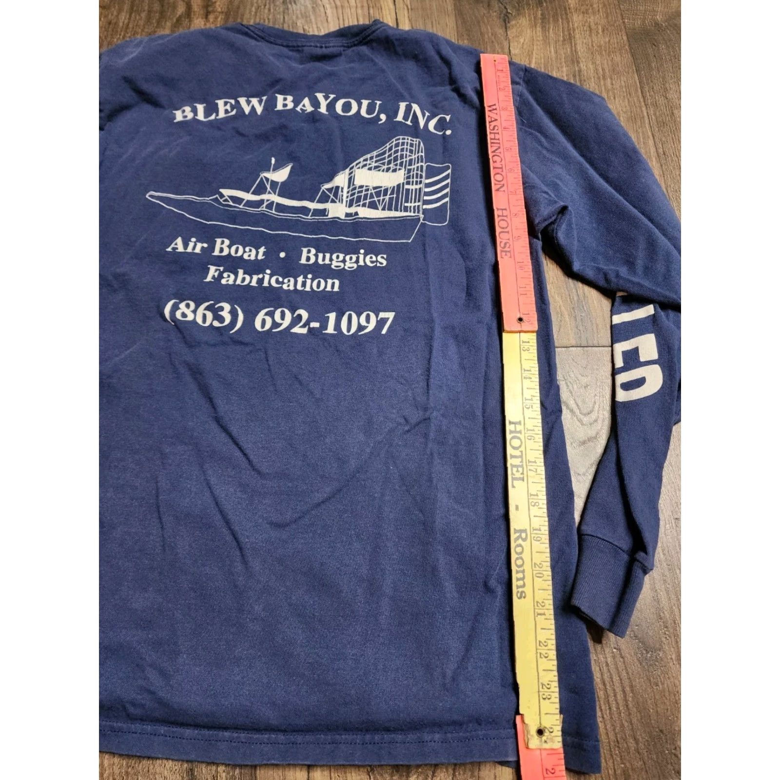 Hanes HANES Funny Blue Bayou Airboat Long Sleeve T-Shirt Adult M Double-Sided Mens Size US M / EU 48-50 / 2 - 3 Thumbnail