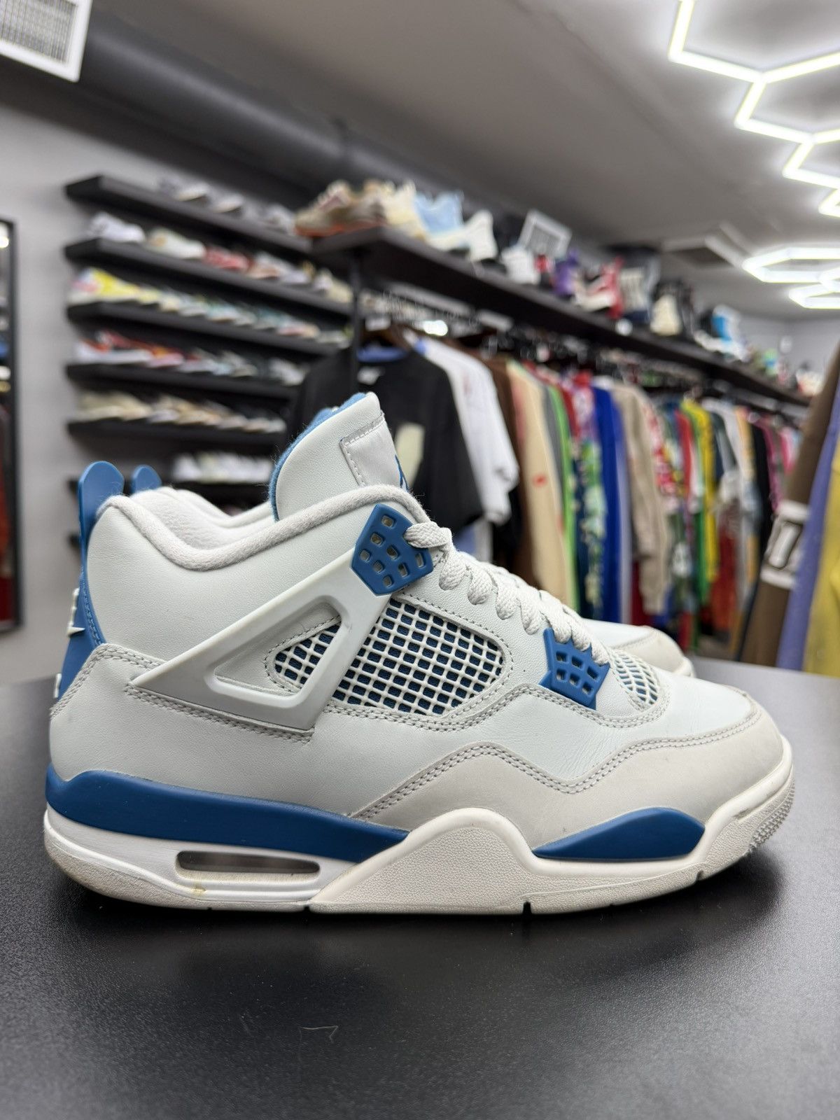 Jordan Brand Size 8.5 - Jordan 4 Military Blue Size US 8.5 / EU 41-42 - 3 Thumbnail