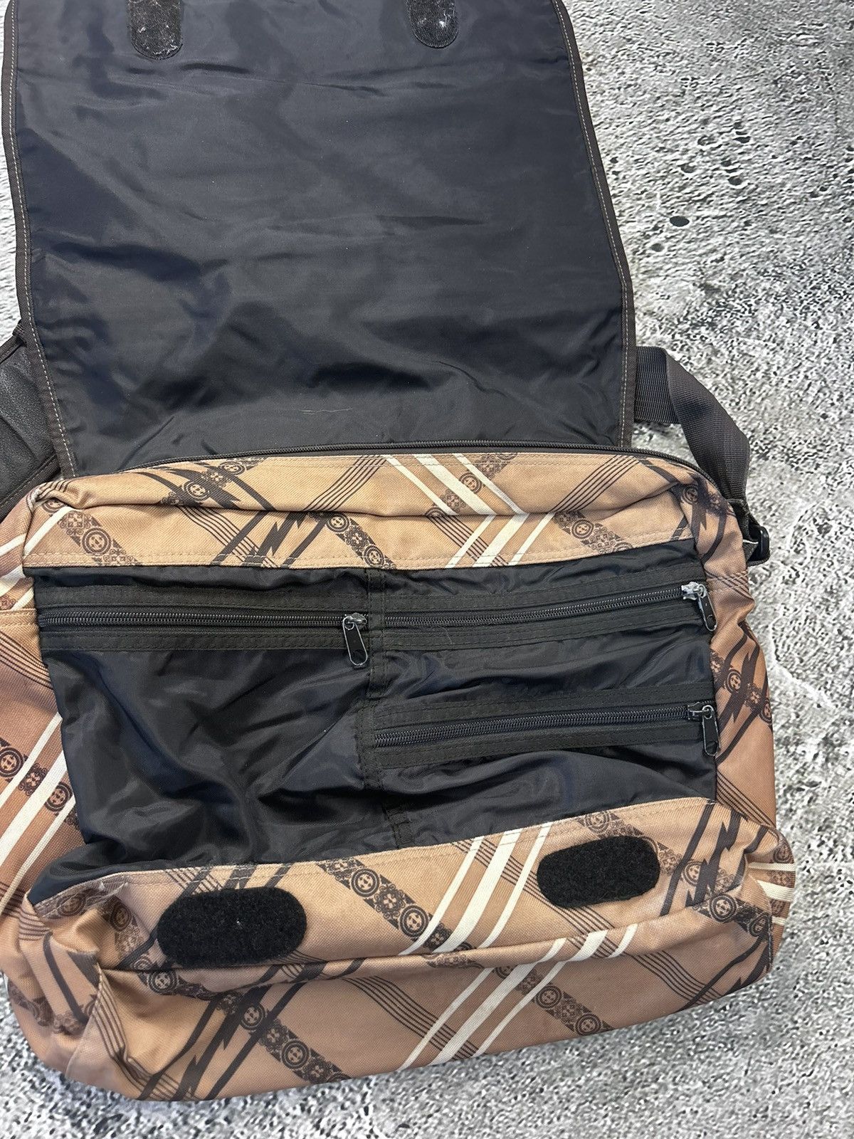 Quiksilver × Vintage Quicksilver sling bag vintage brown Y2K Size ONE SIZE - 10 Thumbnail