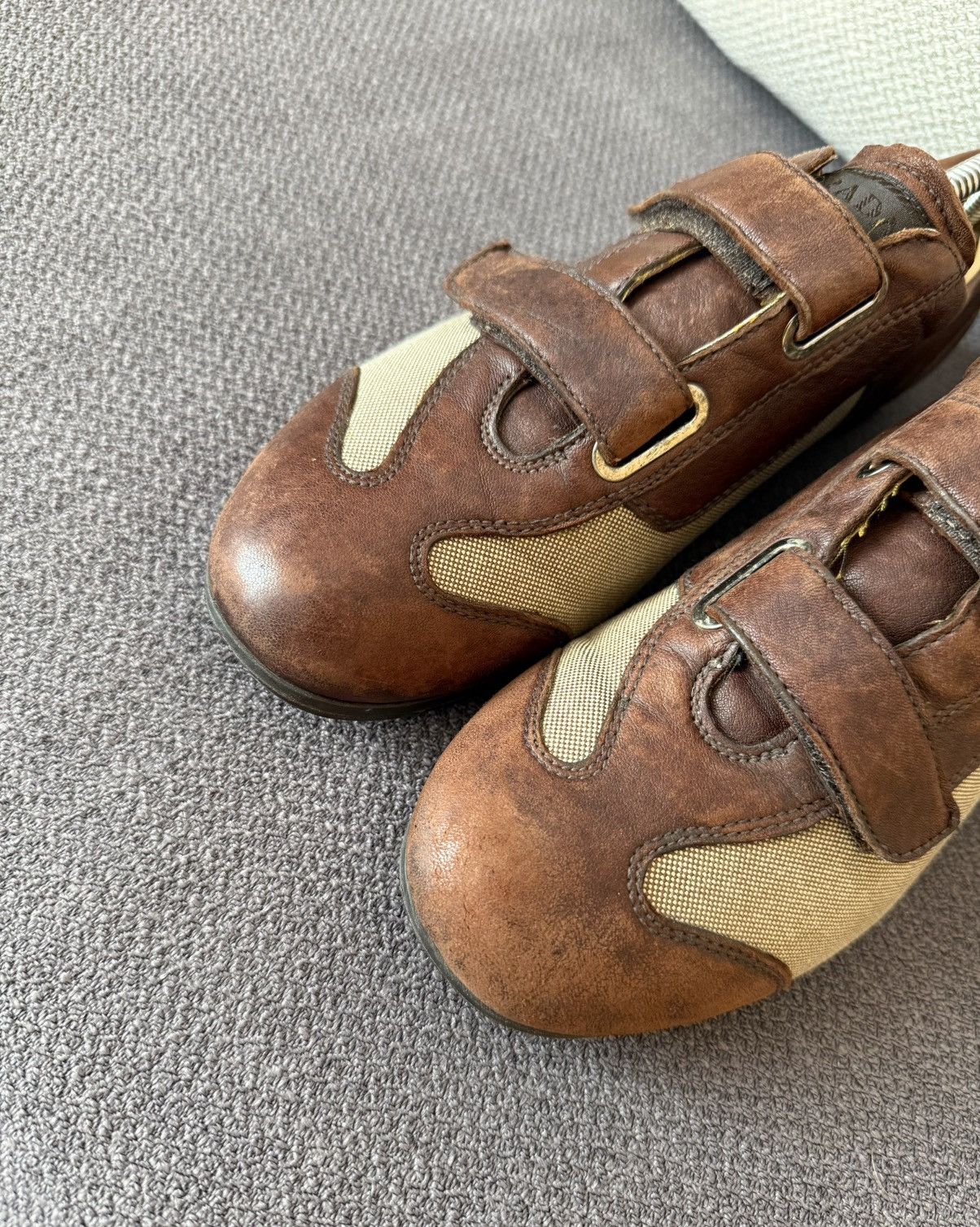 Prada Prada Velcro Vintage Leather Men’s Brown Shoes Size 8 Size US 8 / EU 41 - 7 Thumbnail