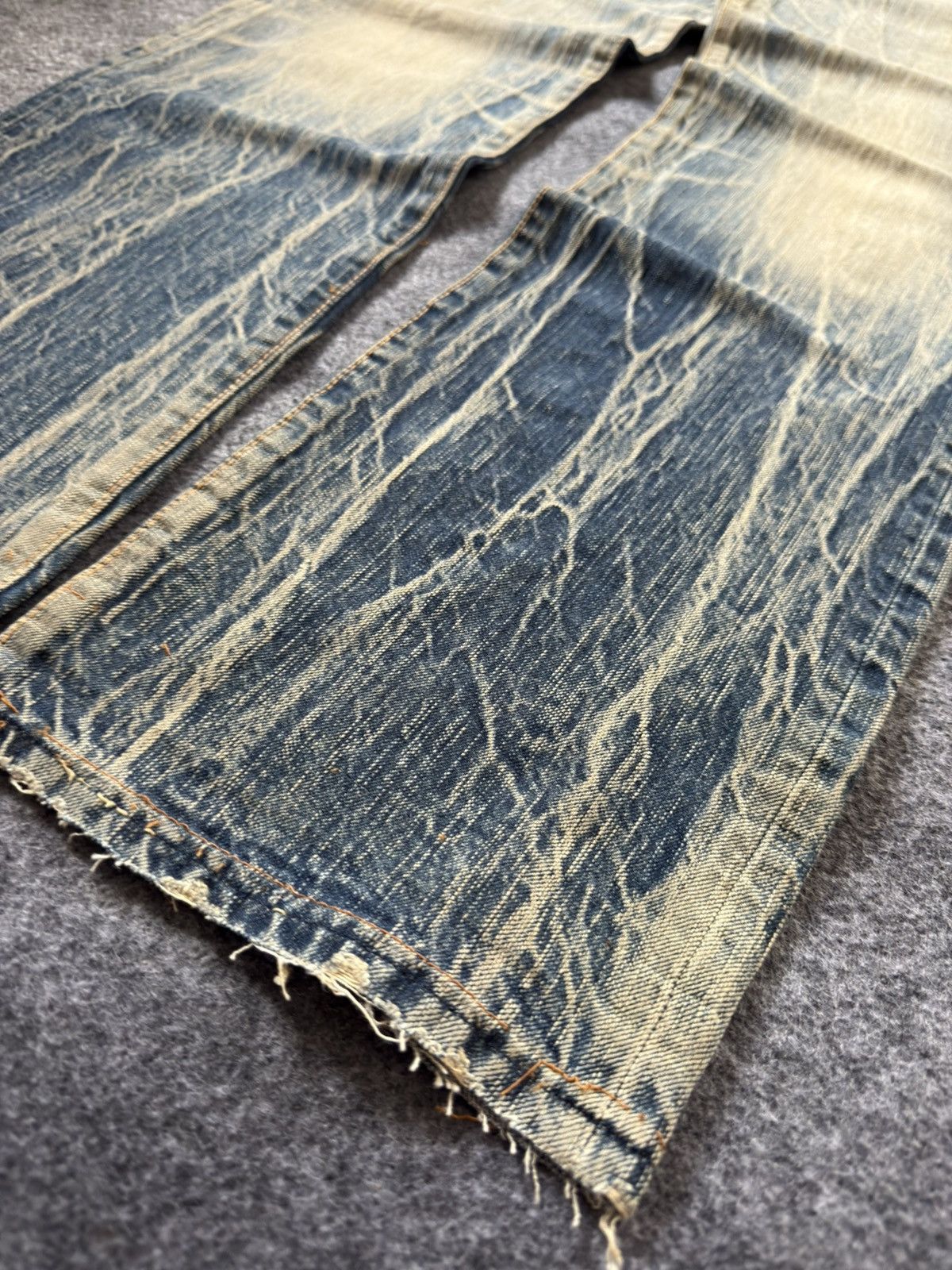 Edwin Vintage EDWIN 503 Faded Mud Wash Loose Jeans Size US 32 / EU 48 - 6 Thumbnail