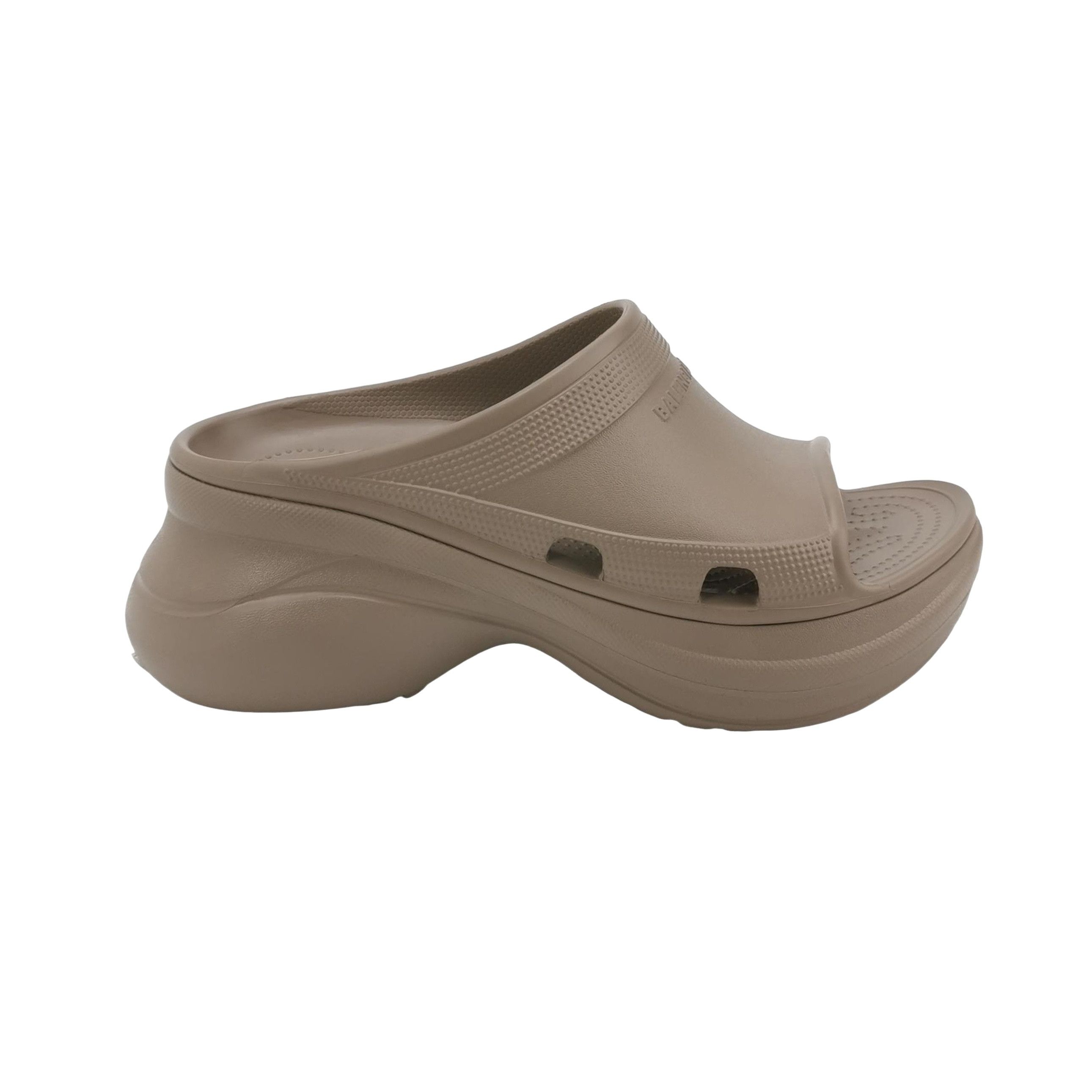 Balenciaga Balenciaga x Crocs Pool Slides EU 42 Size US 9 / EU 42 - 1 Thumbnail